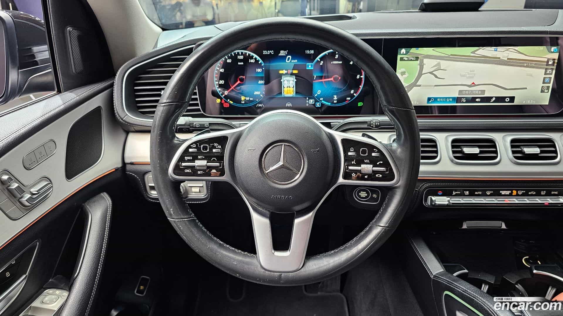 GLE-Class Mercedes-Benz 2021.4-OPTION-017