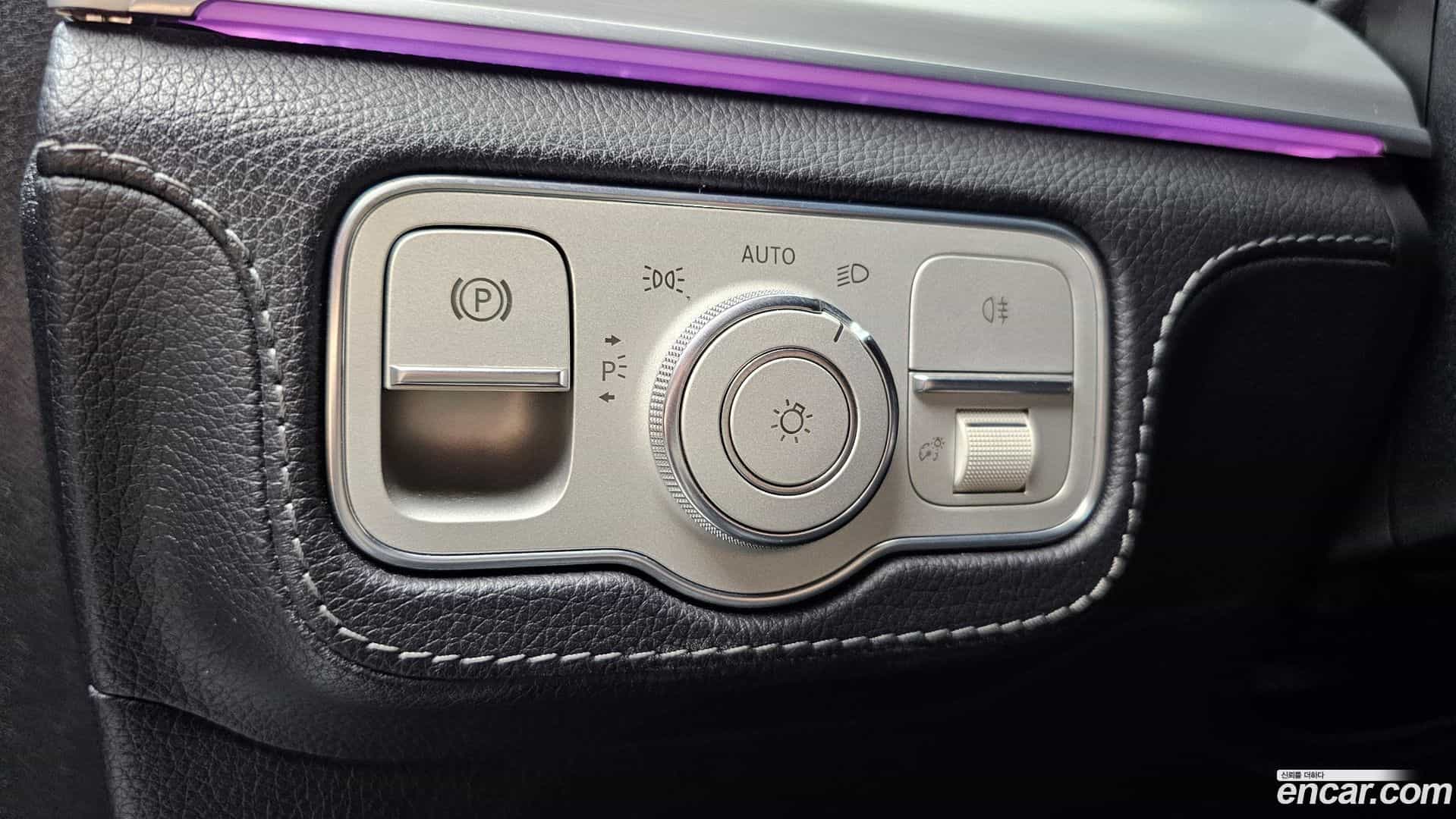 GLE-Class Mercedes-Benz 2021.4-OPTION-046