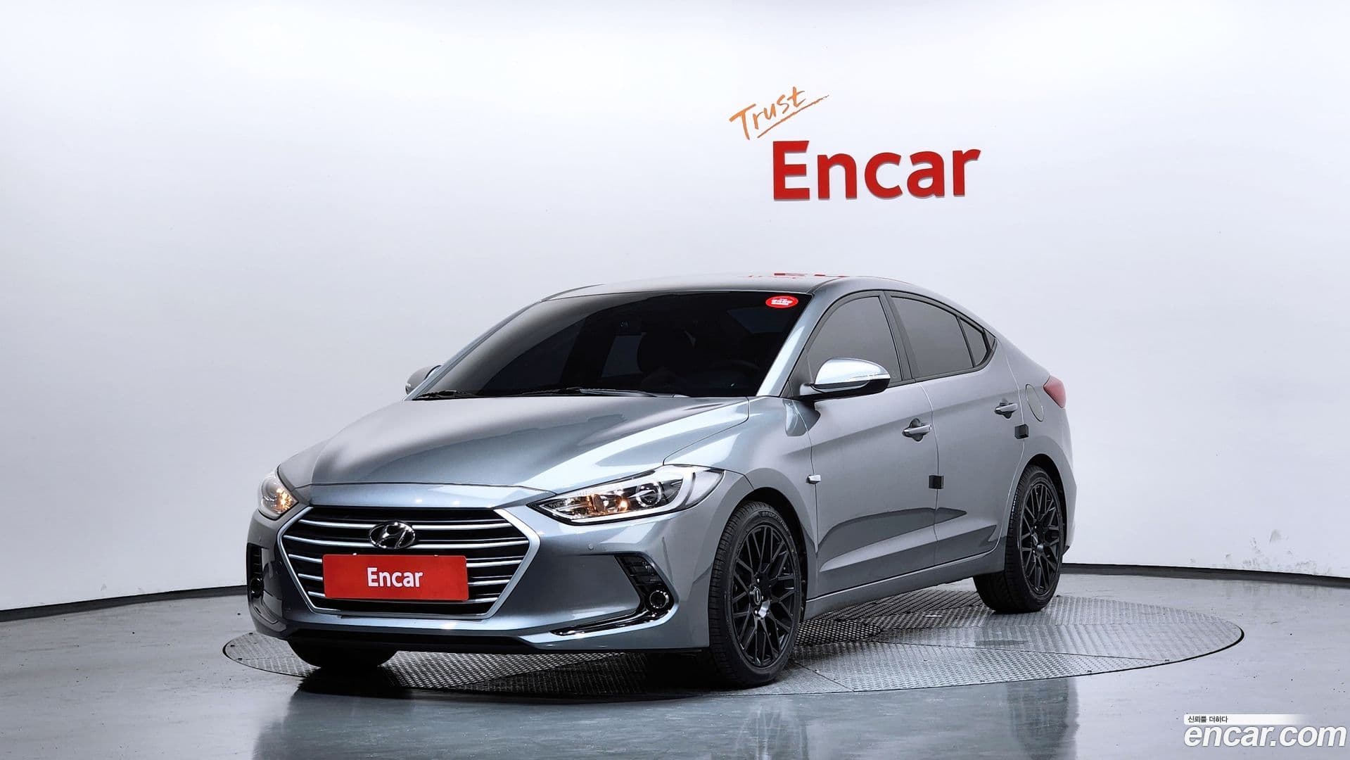 Main__Slider__Photo:AVANTE Hyundai 2018.5-0