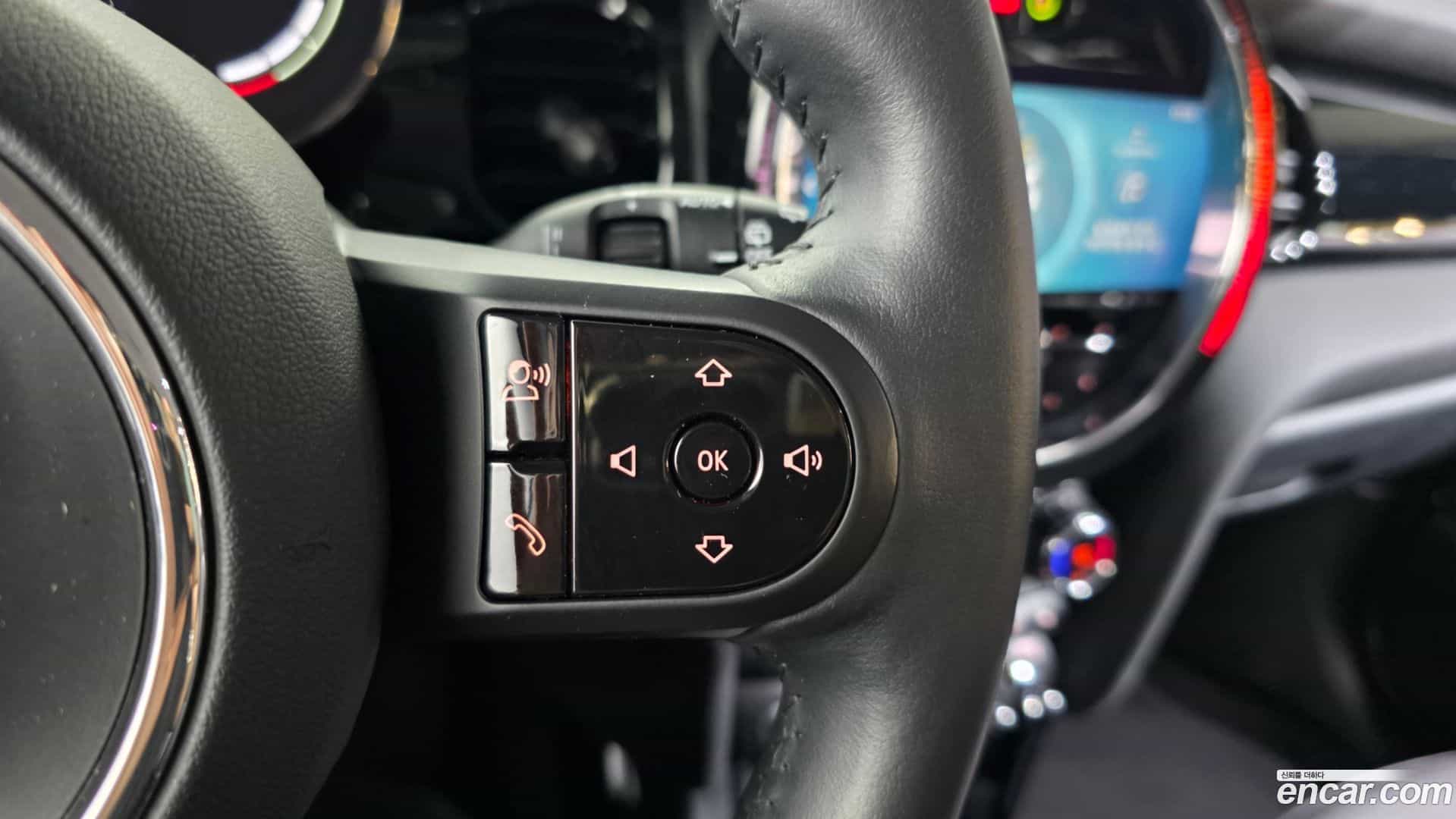 Cooper Mini 2023.4-OPTION-042