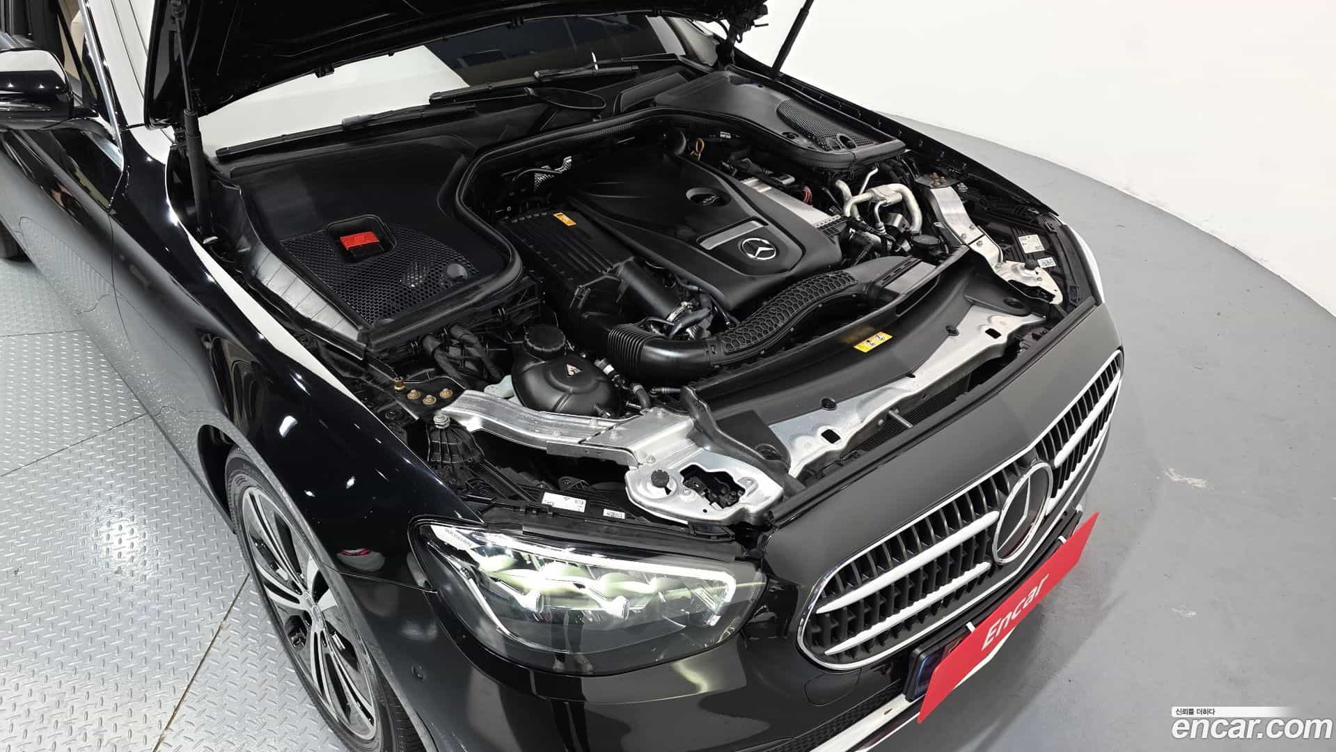 E-Class Mercedes-Benz 2022.1-OUTER-006