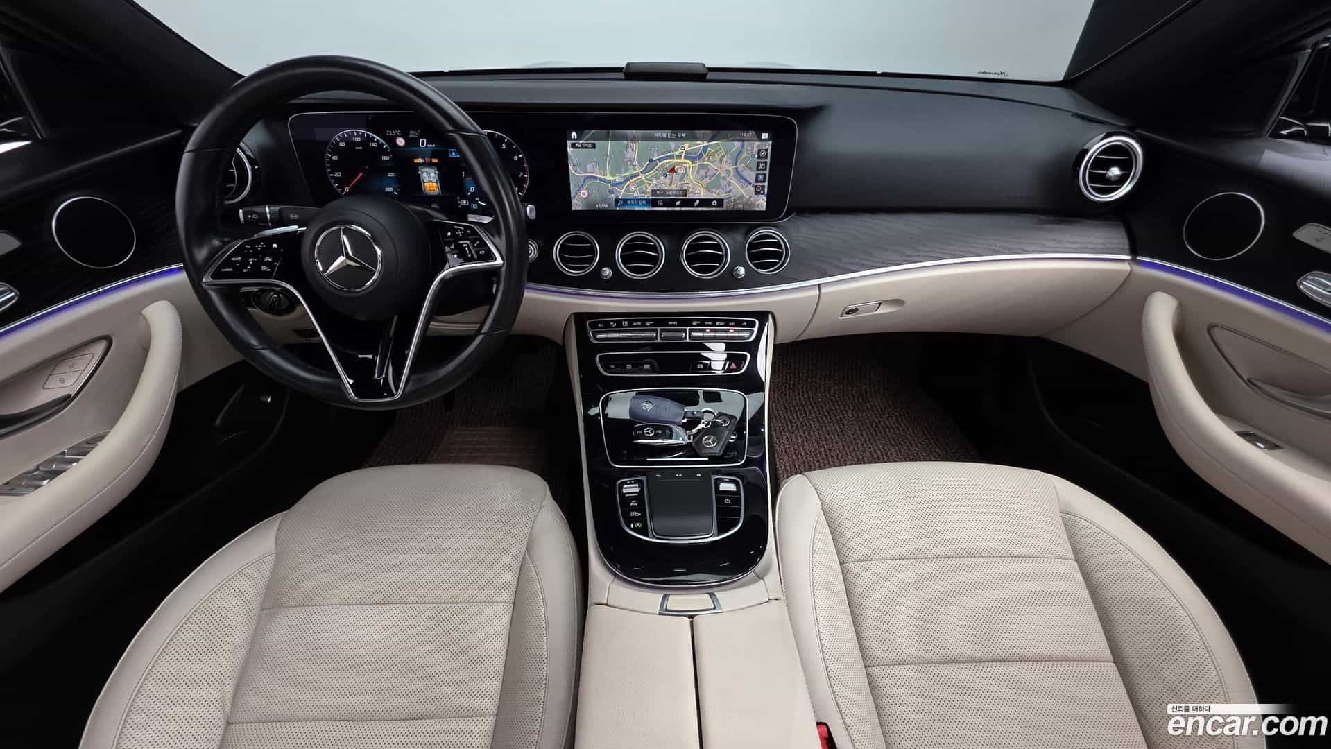E-Class Mercedes-Benz 2022.1-INNER-007