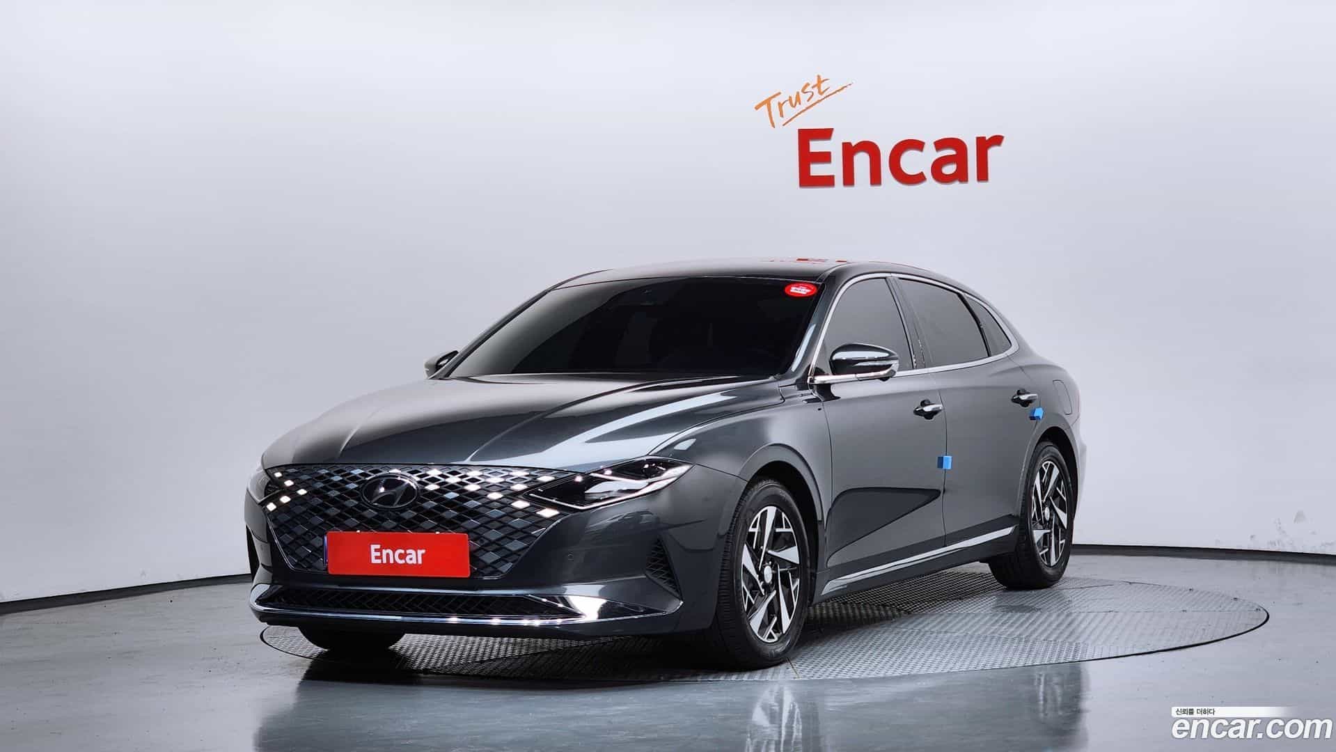 Grandeur Hyundai 2022.8-OUTER-001