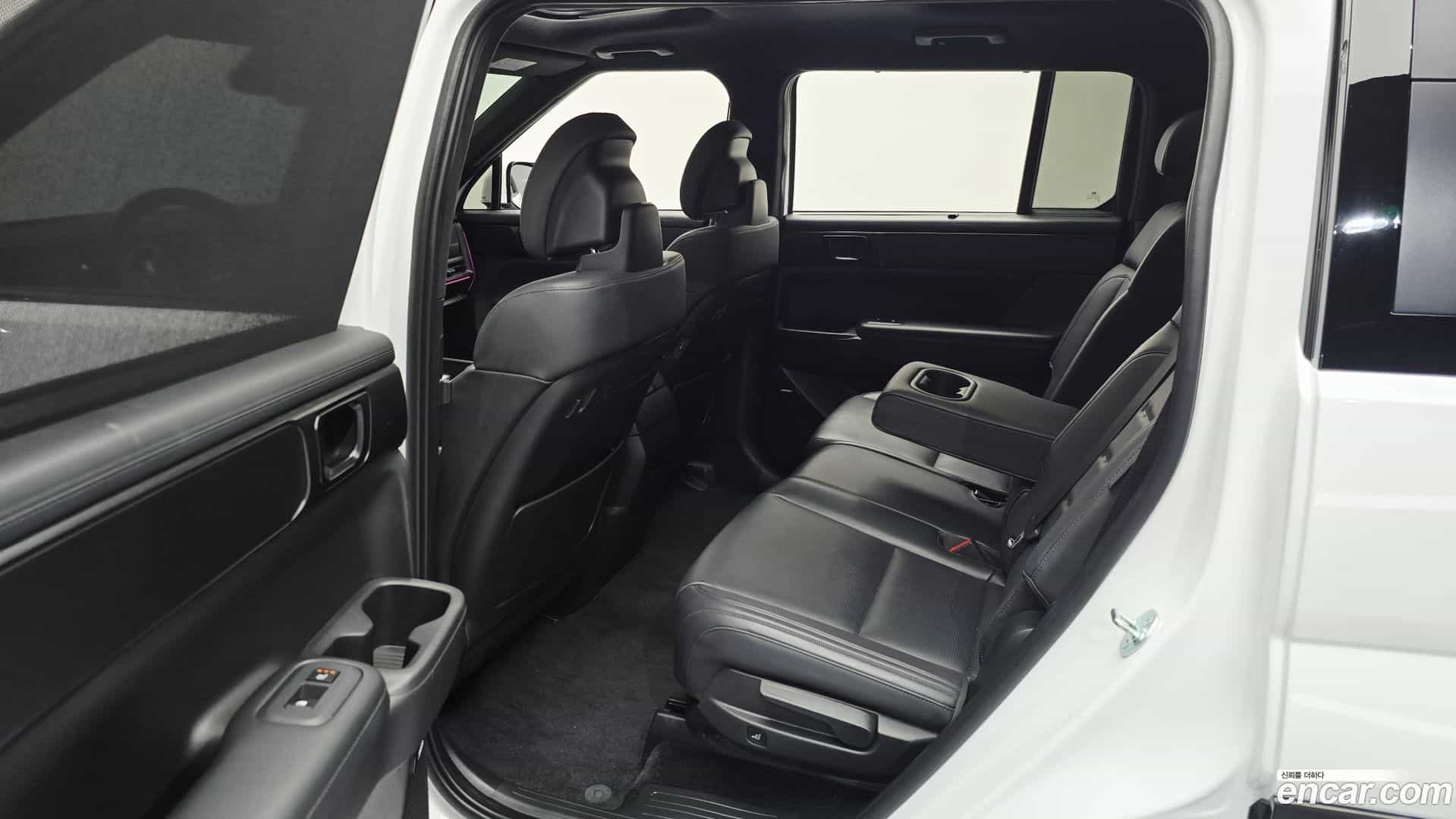 Santafe Hyundai 2023.9-OPTION-015
