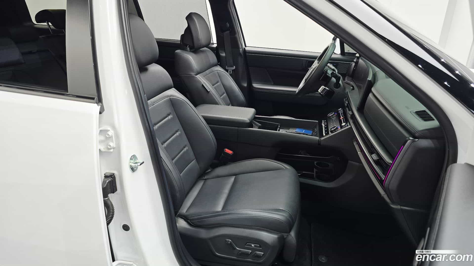 Santafe Hyundai 2023.9-OPTION-016