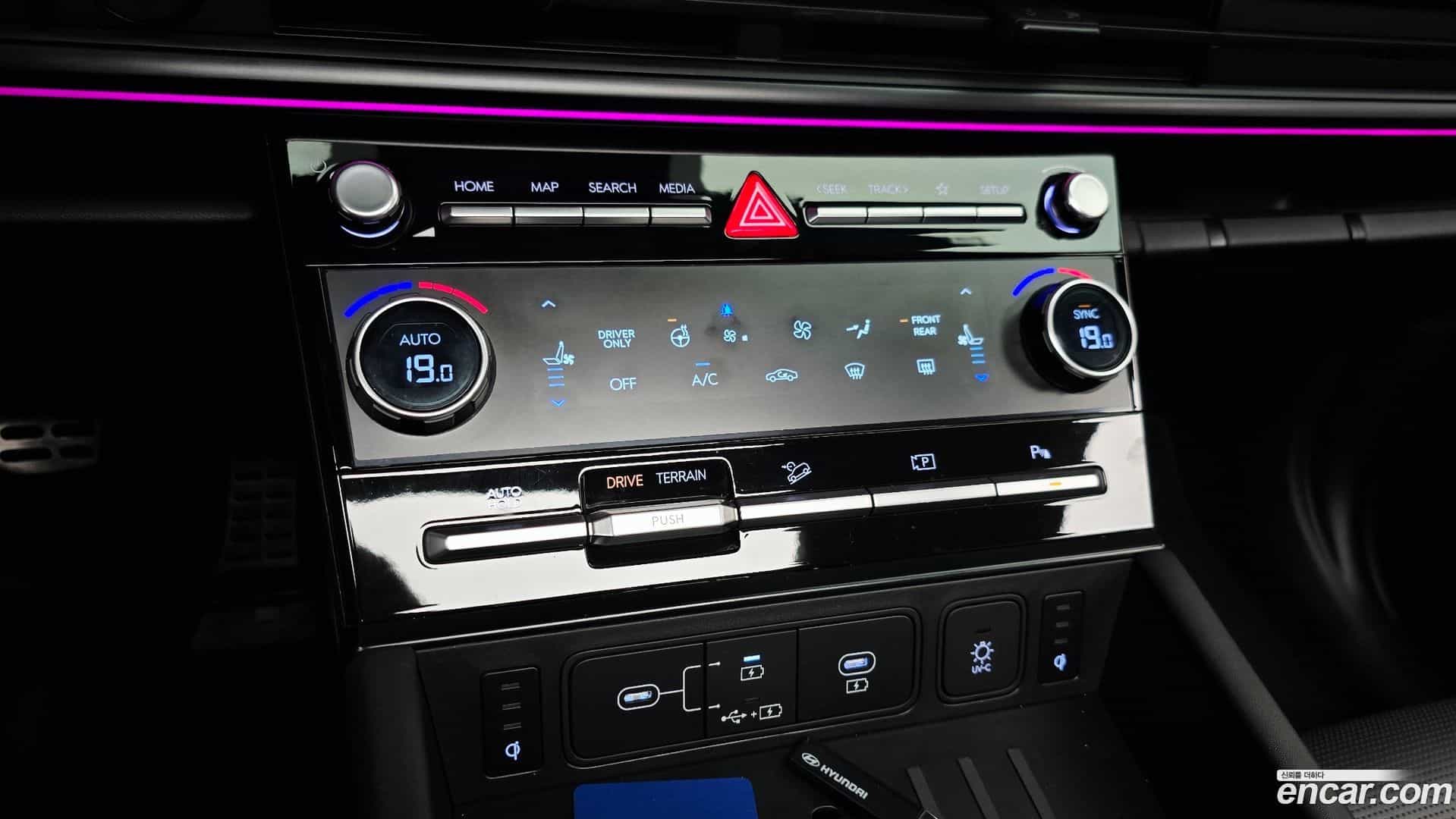 Santafe Hyundai 2023.9-OPTION-045