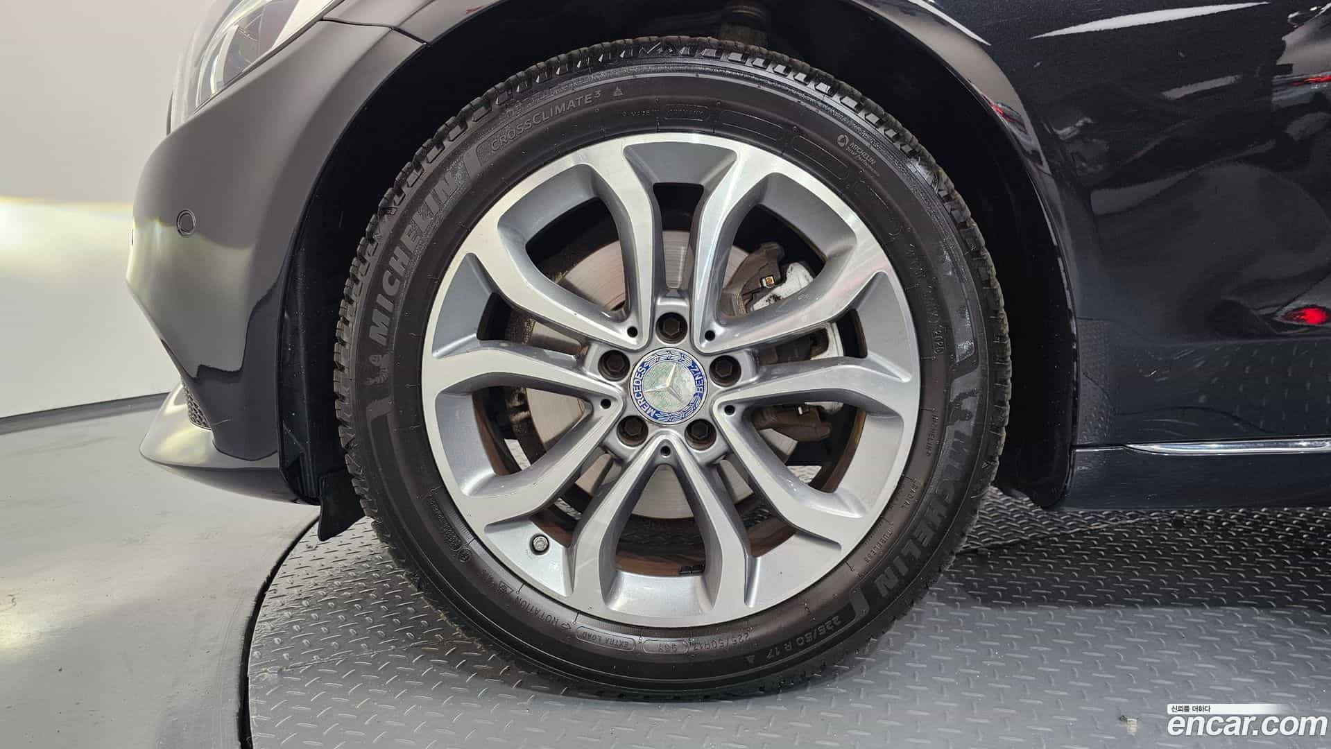C-Class Mercedes-Benz 2016.9-OUTER-005