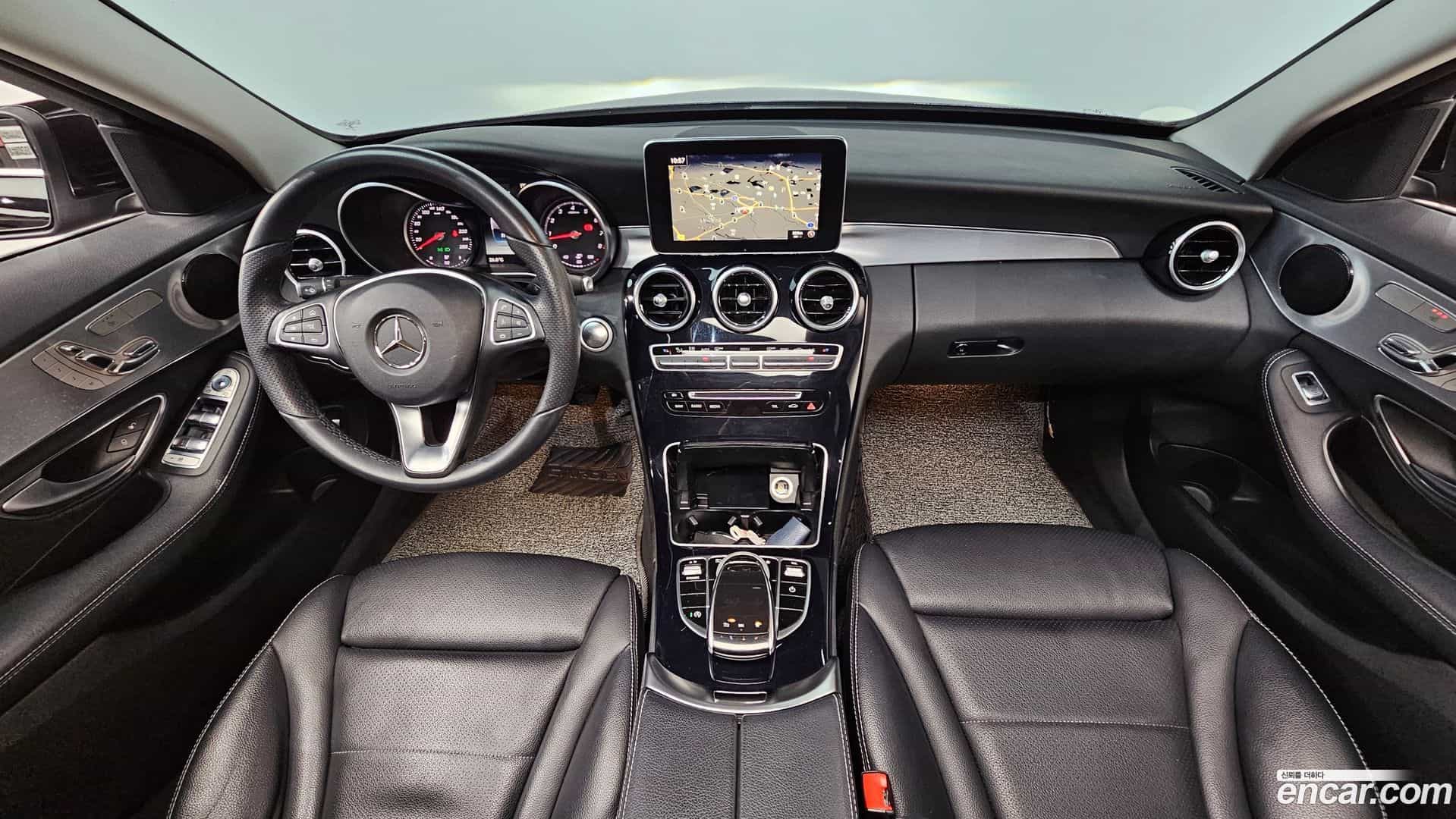 C-Class Mercedes-Benz 2016.9-INNER-007