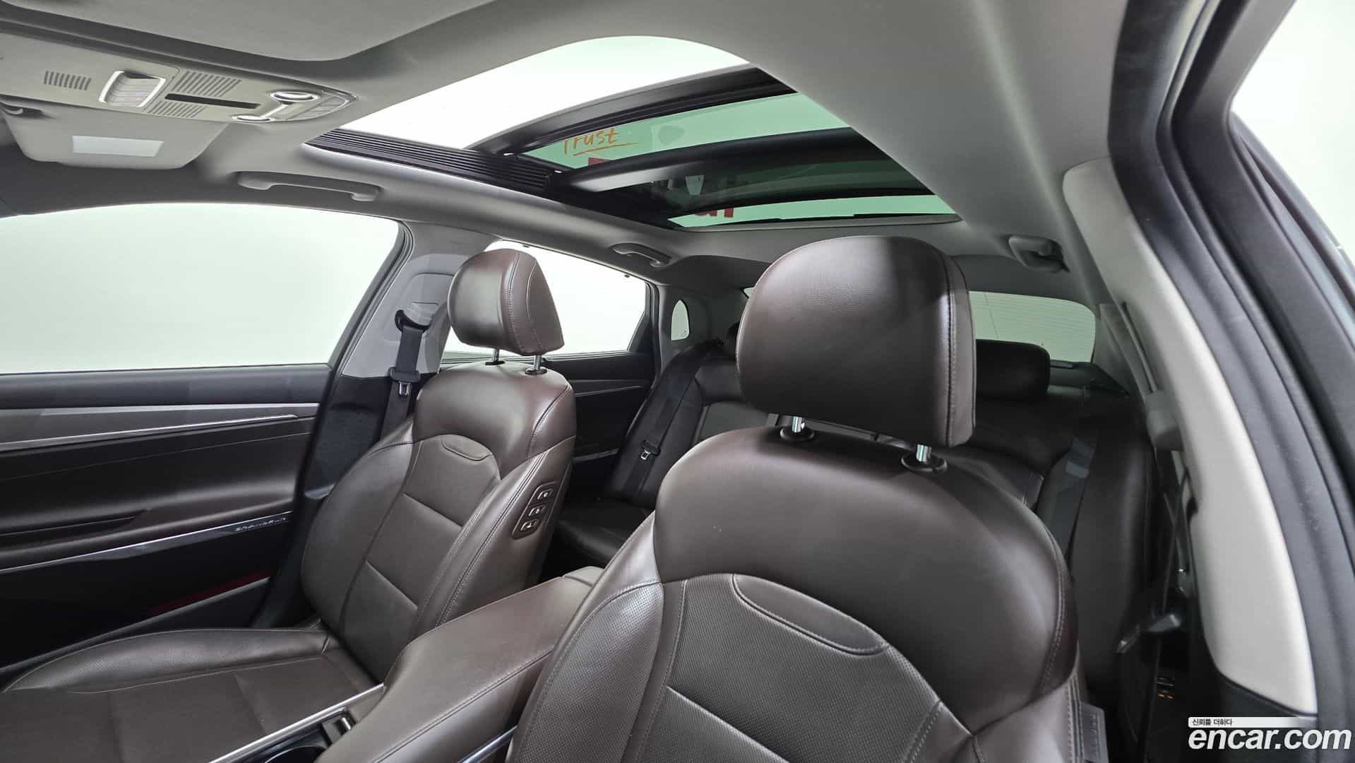Grandeur Hyundai 2020.4-OPTION-015