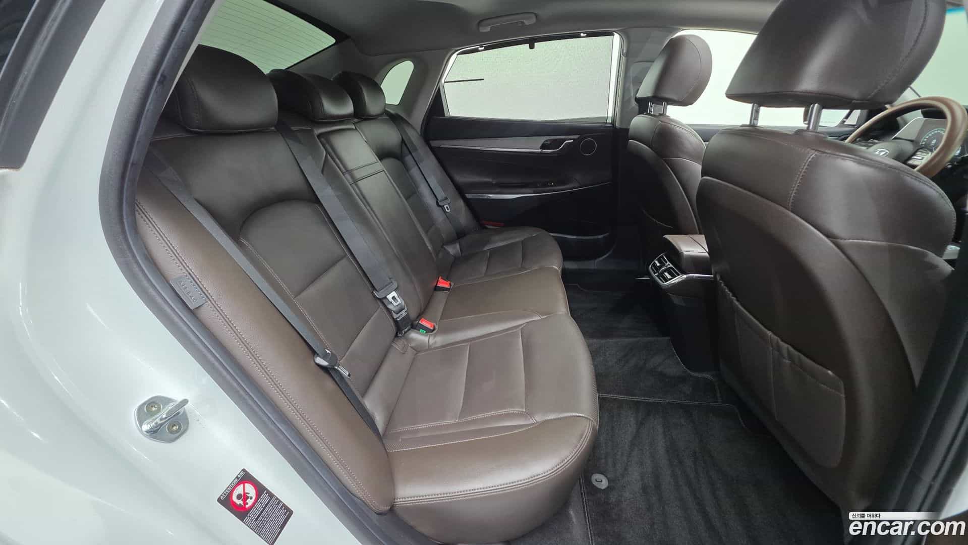 Grandeur Hyundai 2020.4-OPTION-023