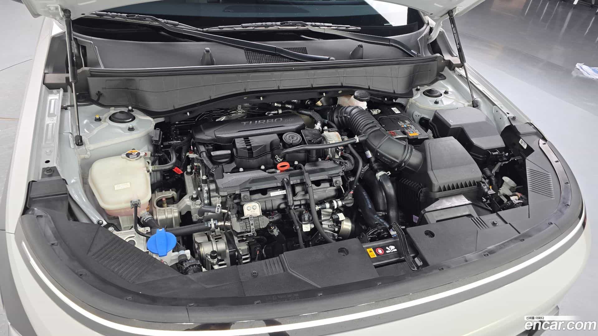 Kona Hyundai 2024.5-OUTER-006