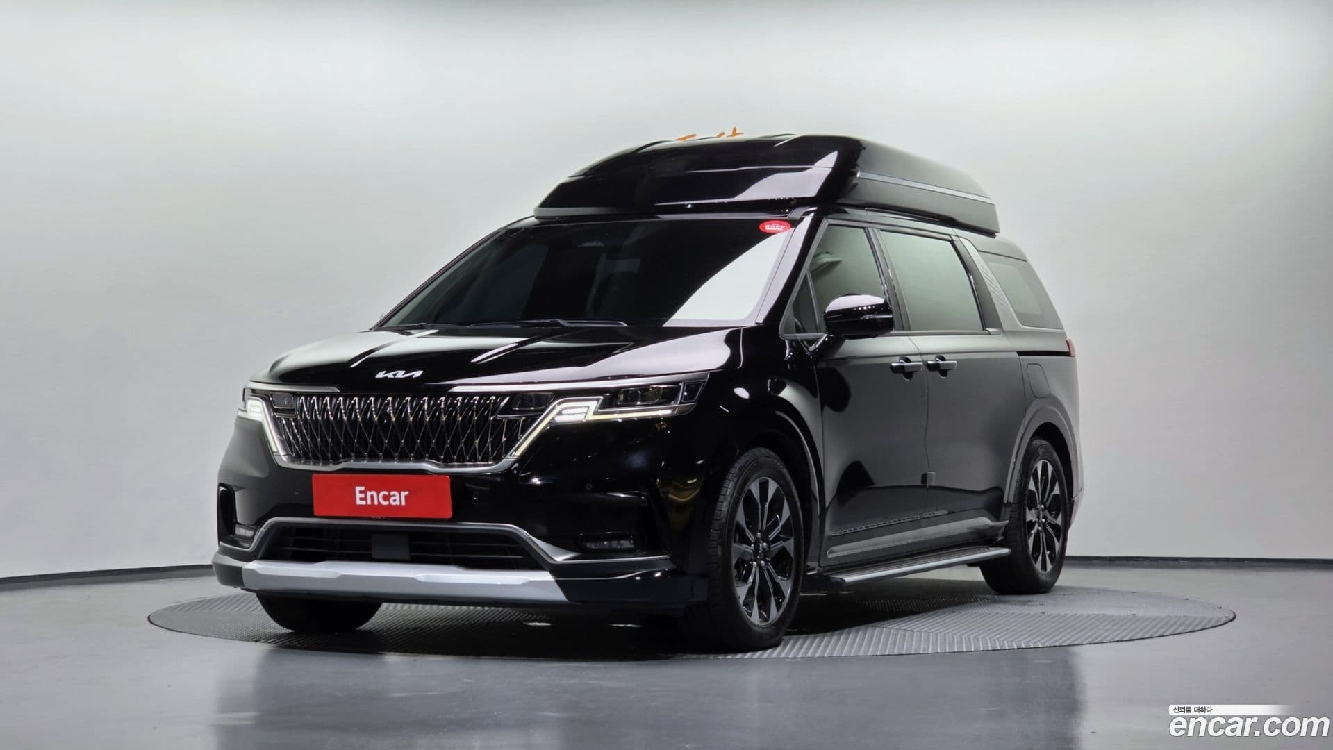 Main__Slider__Photo:Canival Kia 2022.4-0