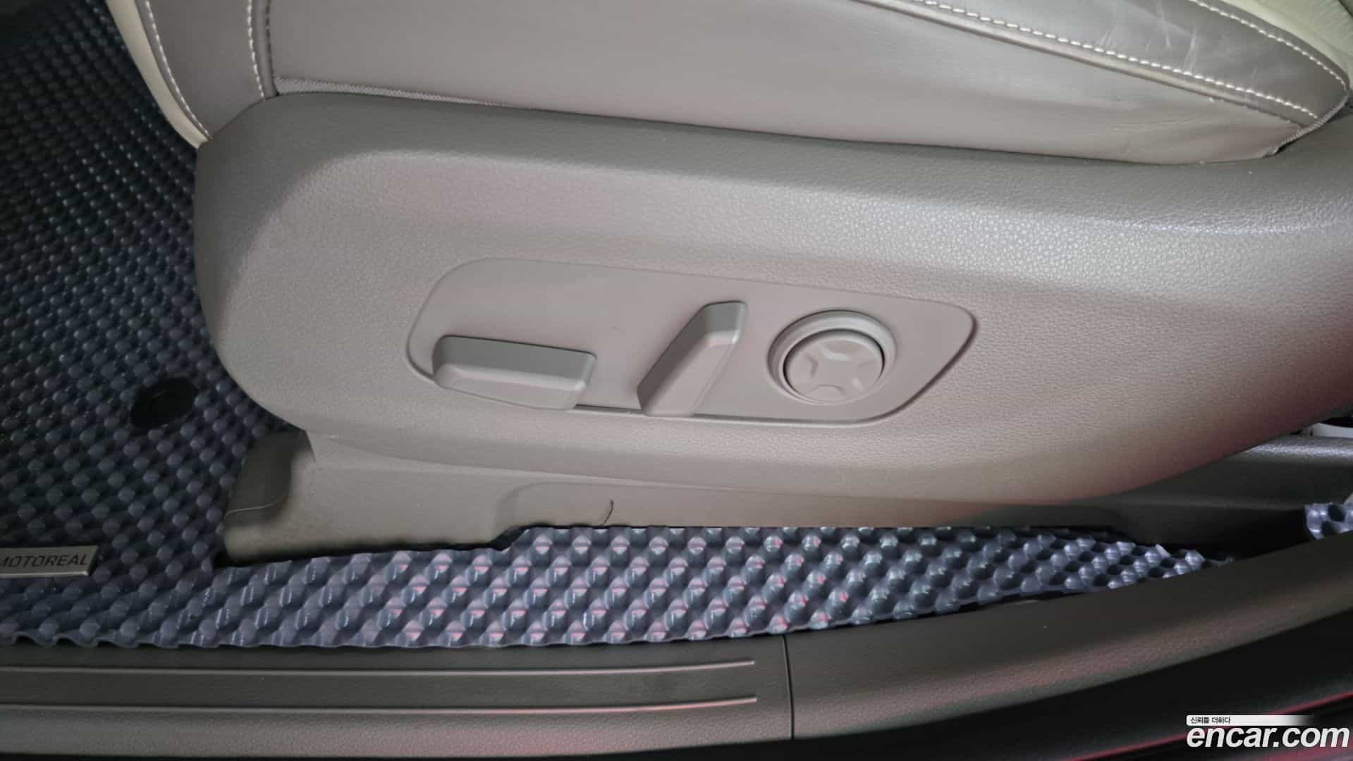 Canival Kia 2022.4-OPTION-044