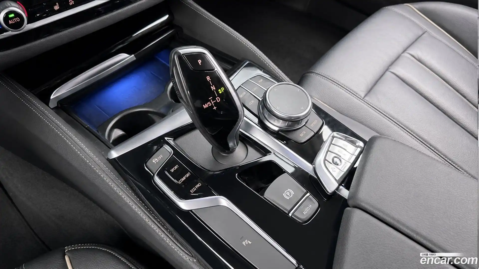 5-Series BMW 2019.5-INNER-009