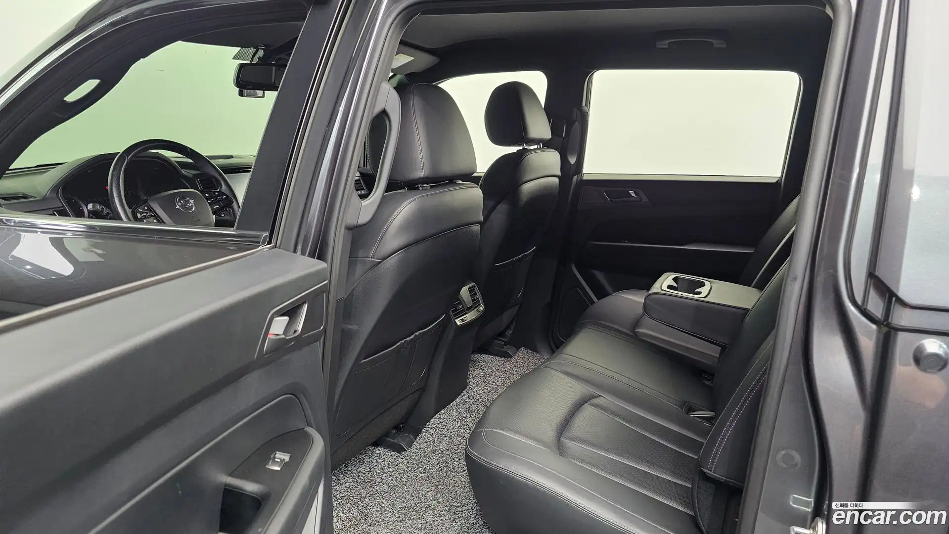 Rexton KG Mobility 2021.5-OPTION-015