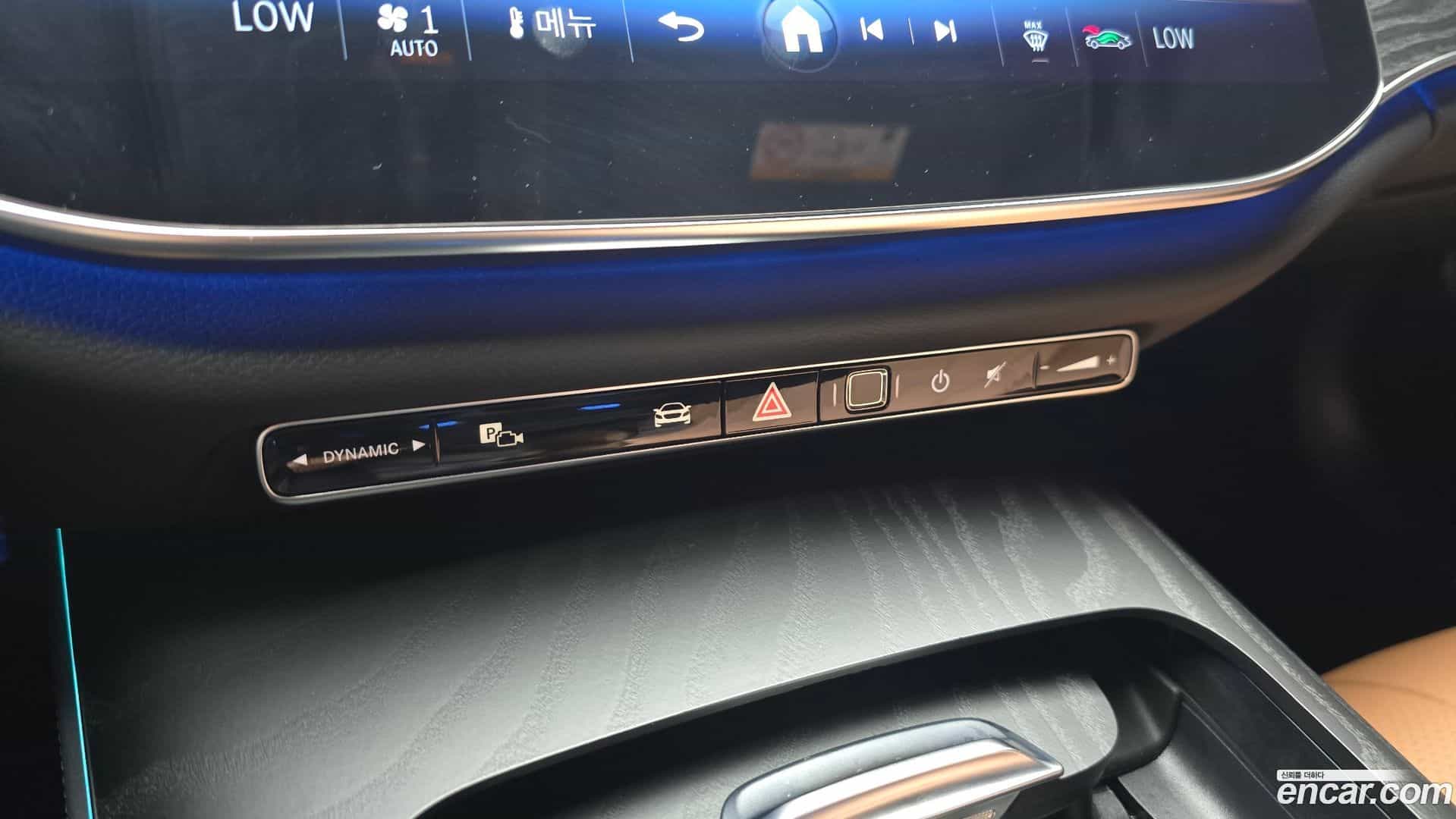 E-Class Mercedes-Benz 2025.5-OPTION-020