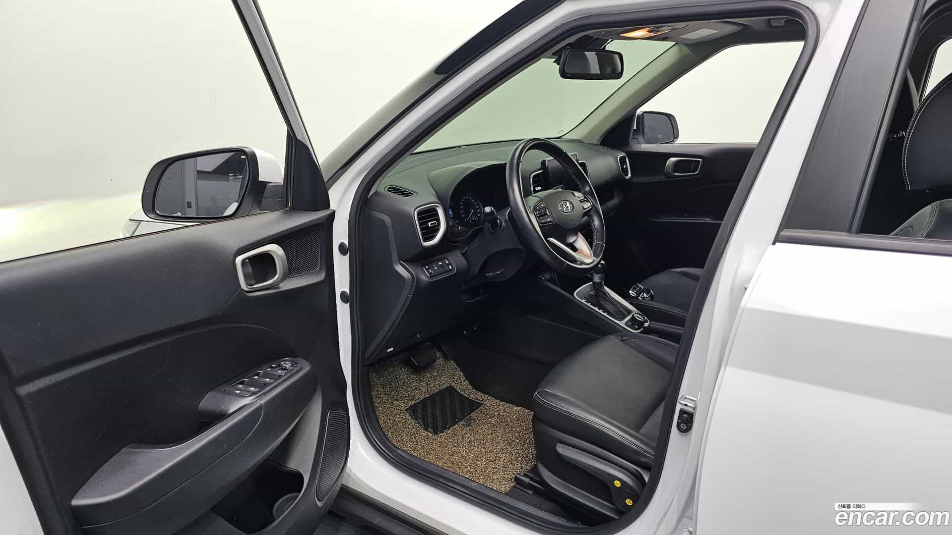 Venue Hyundai 2021.8-INNER-010