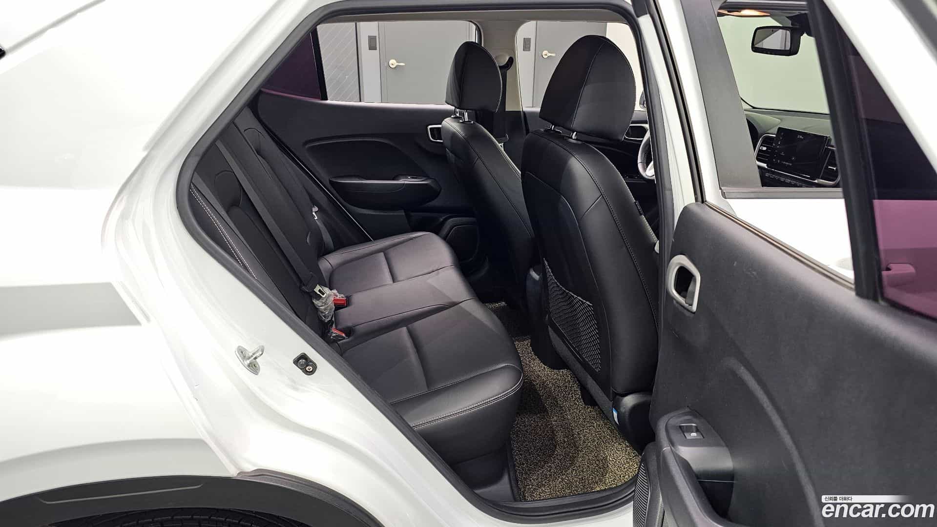 Venue Hyundai 2021.8-OPTION-015