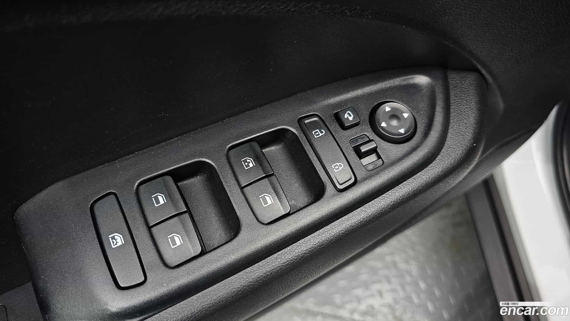 Venue Hyundai 2021.8-OPTION-041