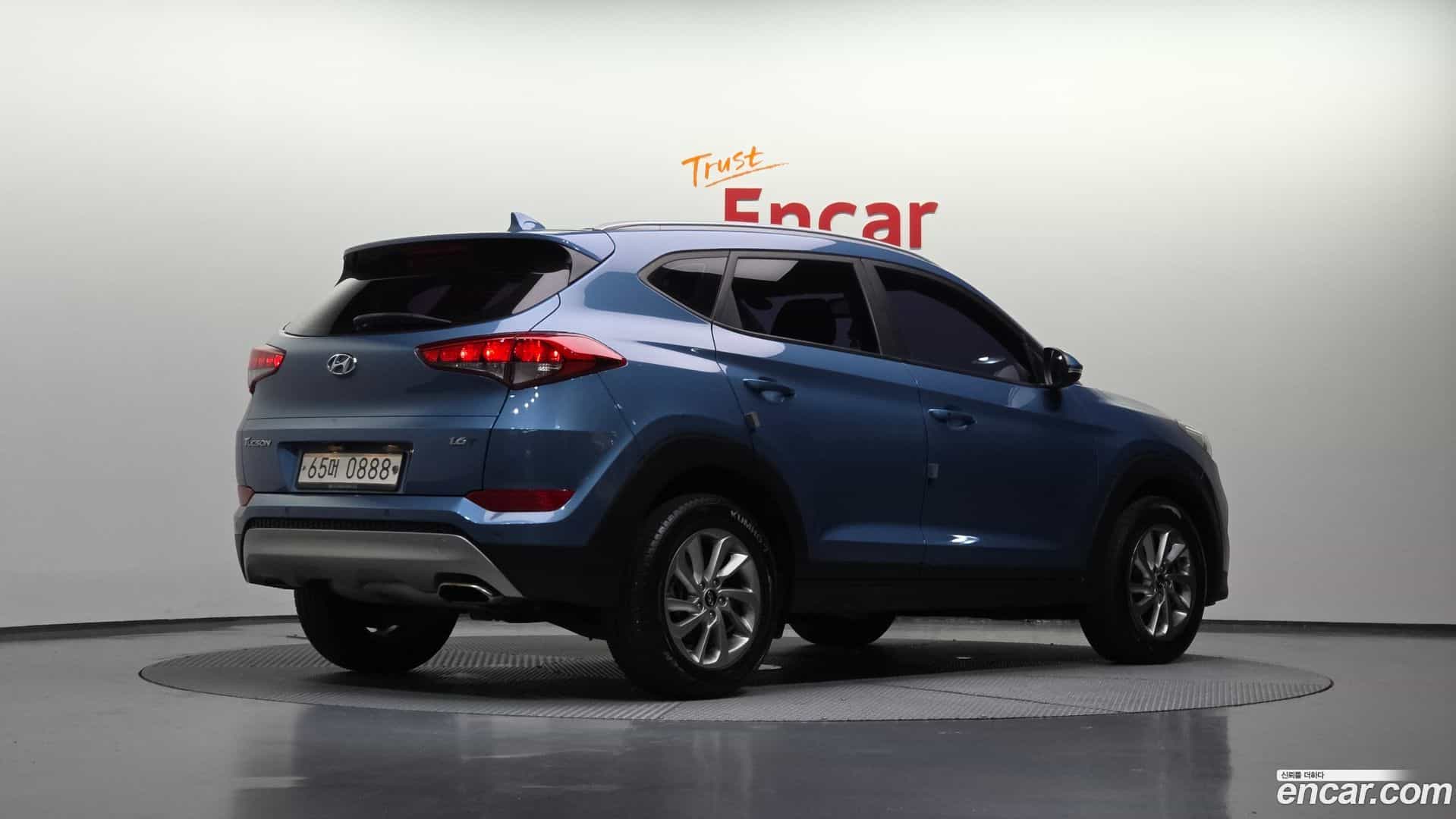 Tucson Hyundai 2016.5-OUTER-002
