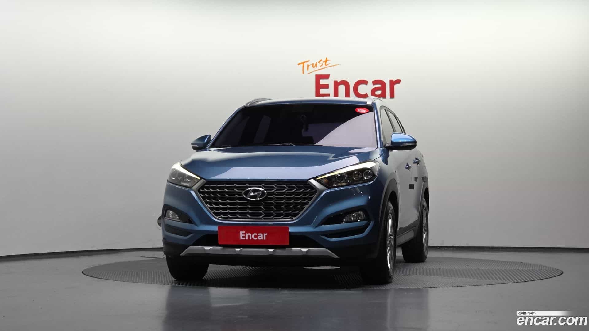 Tucson Hyundai 2016.5-OUTER-003