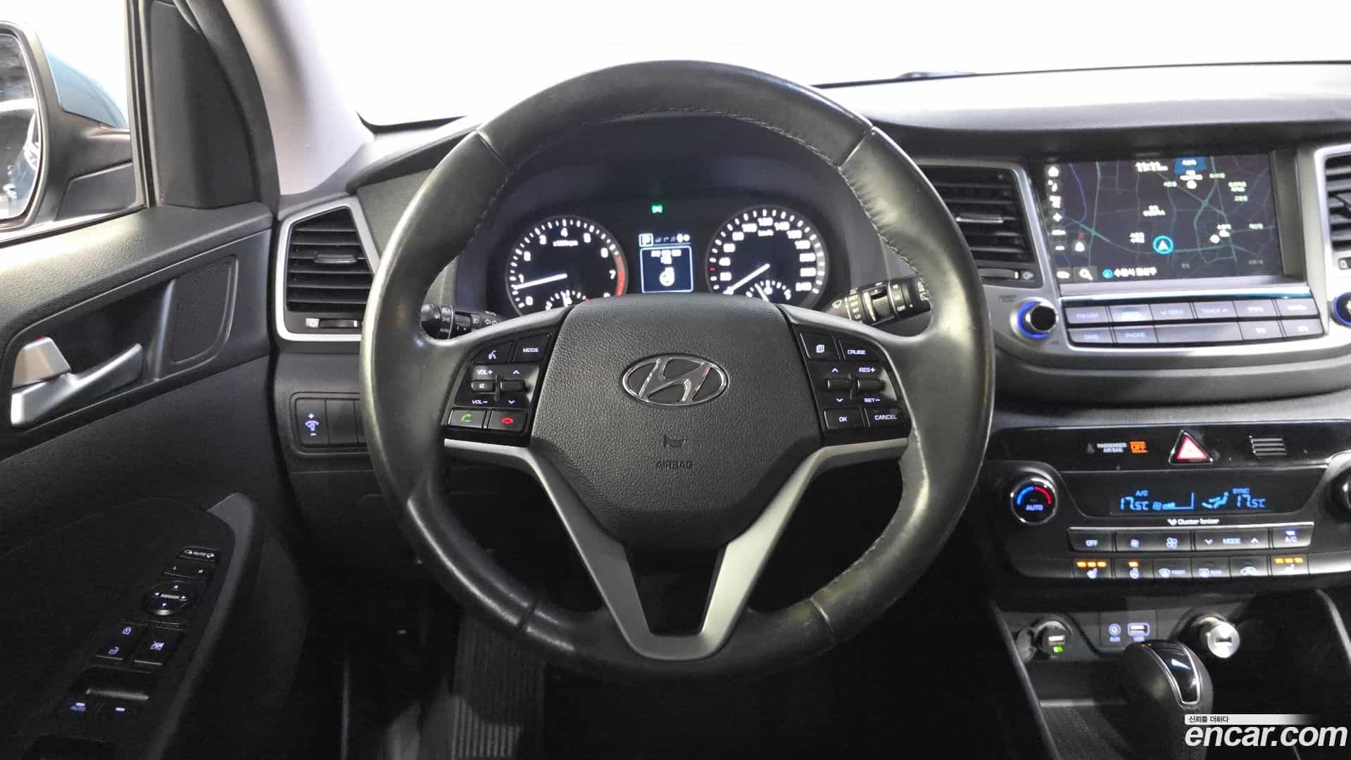 Tucson Hyundai 2016.5-OPTION-017