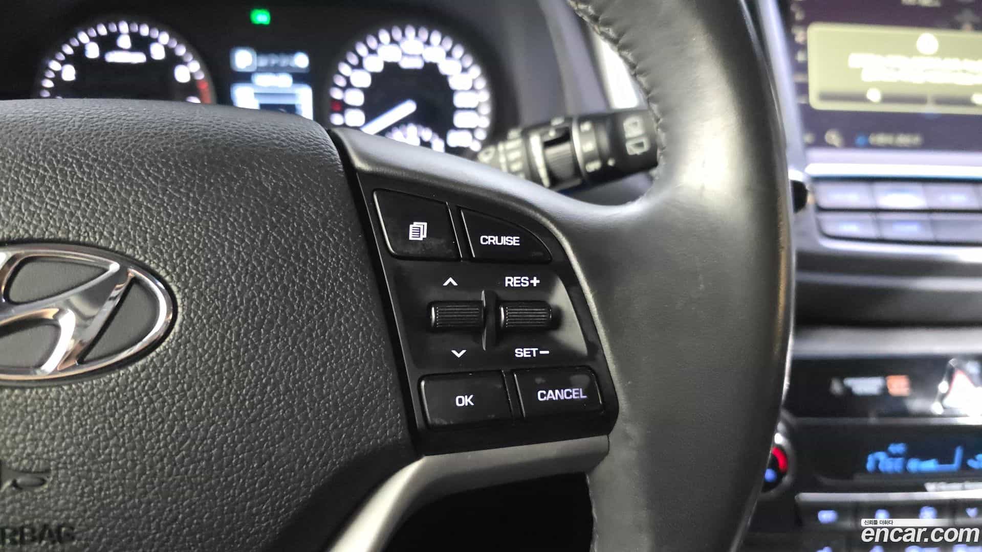 Tucson Hyundai 2016.5-OPTION-044