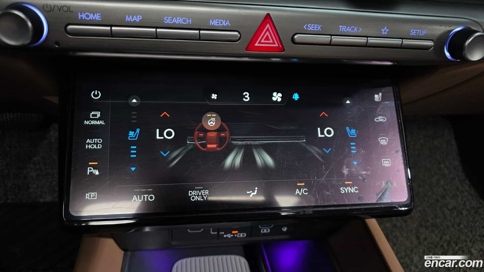 Grandeur Hyundai 2023.4-OPTION-046