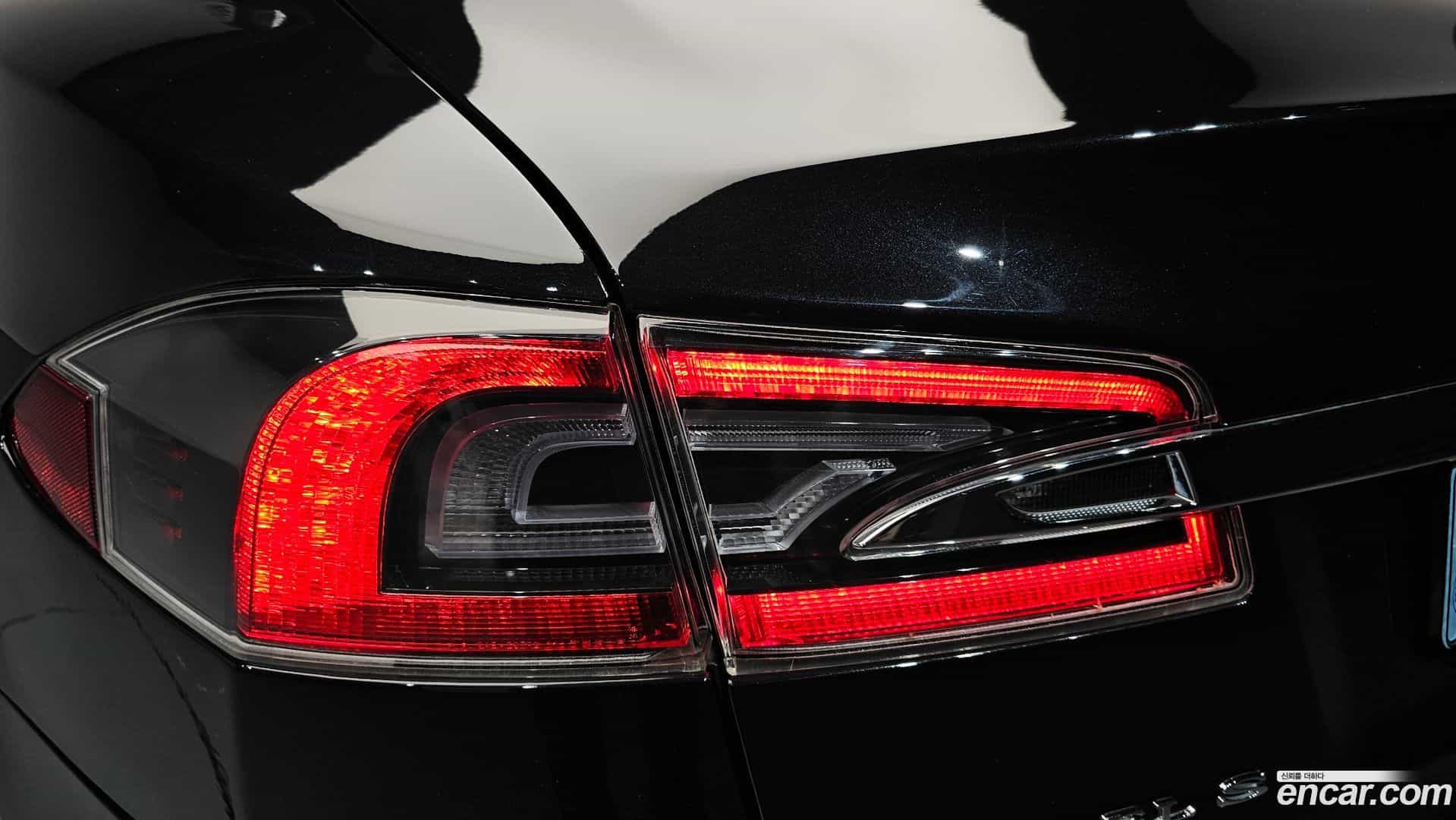 Model S Tesla 2018.3-OUTER-033