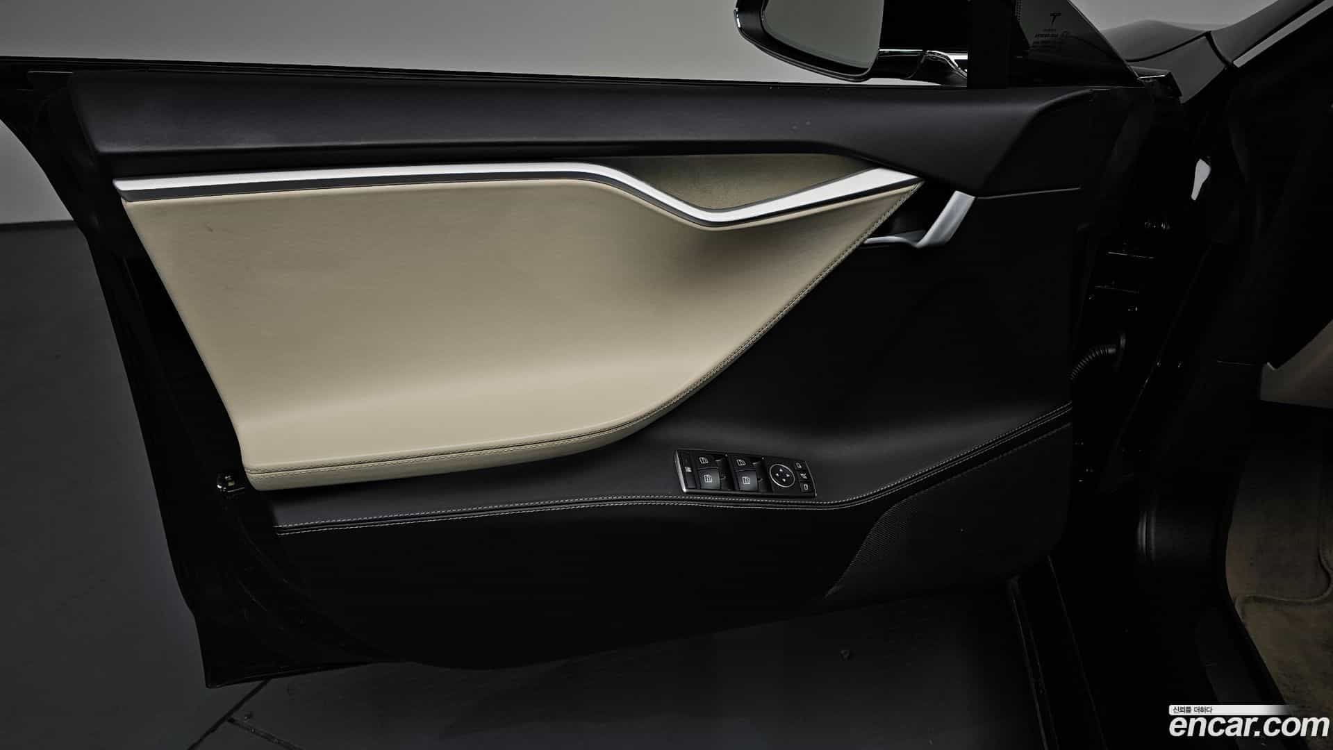 Model S Tesla 2018.3-INNER-034