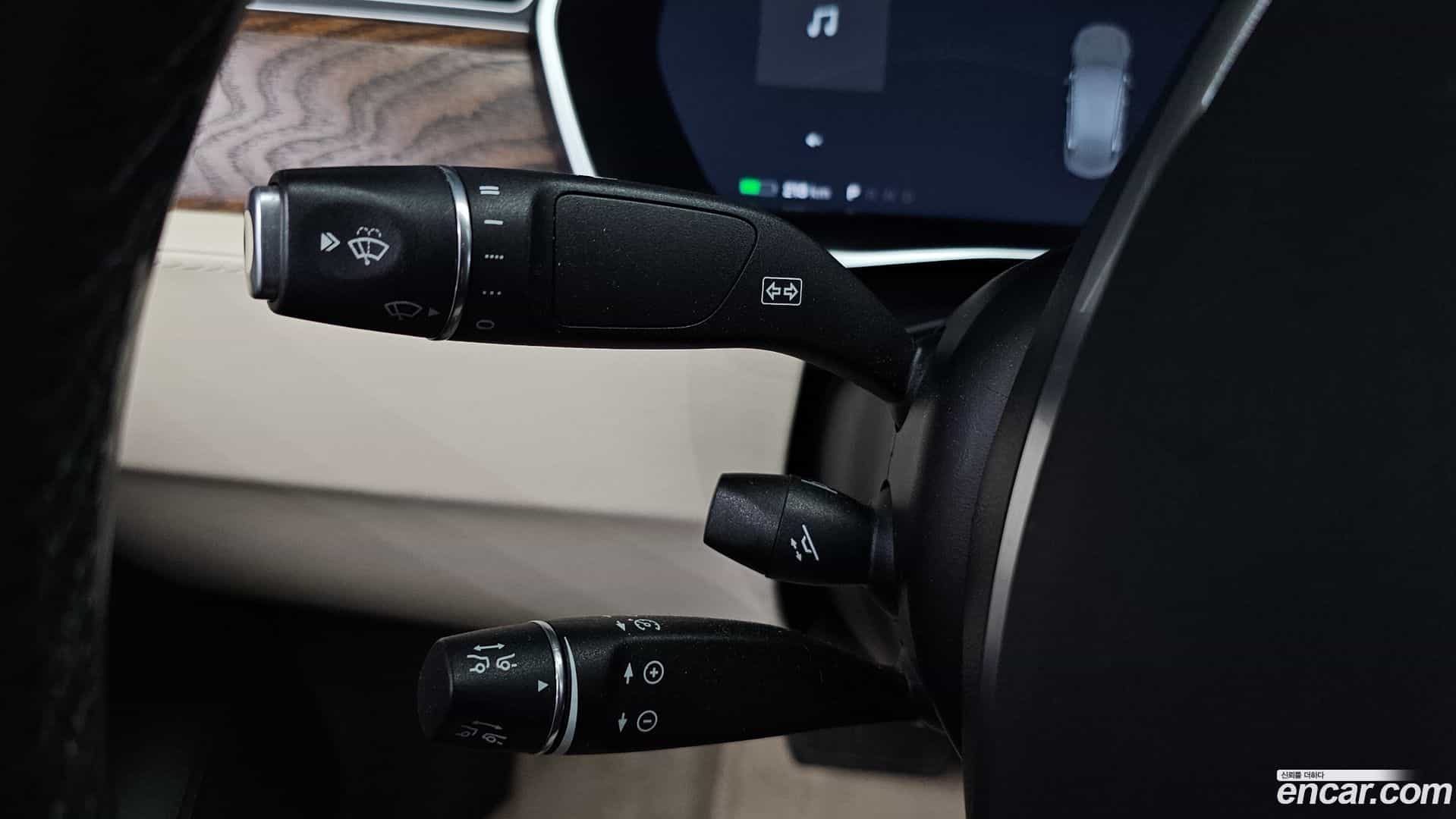 Model S Tesla 2018.3-OPTION-043