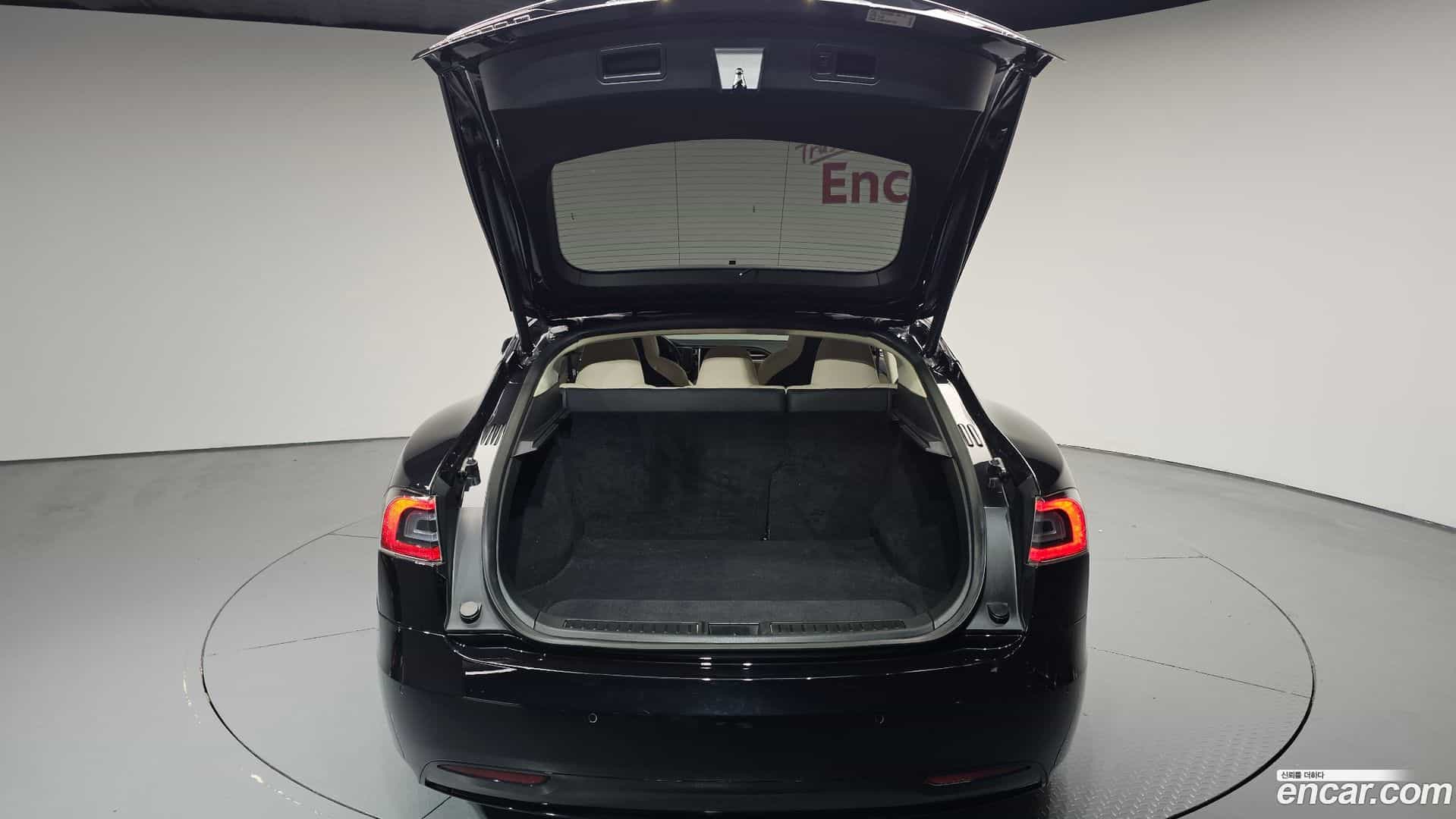 Model S Tesla 2018.3-OPTION-045