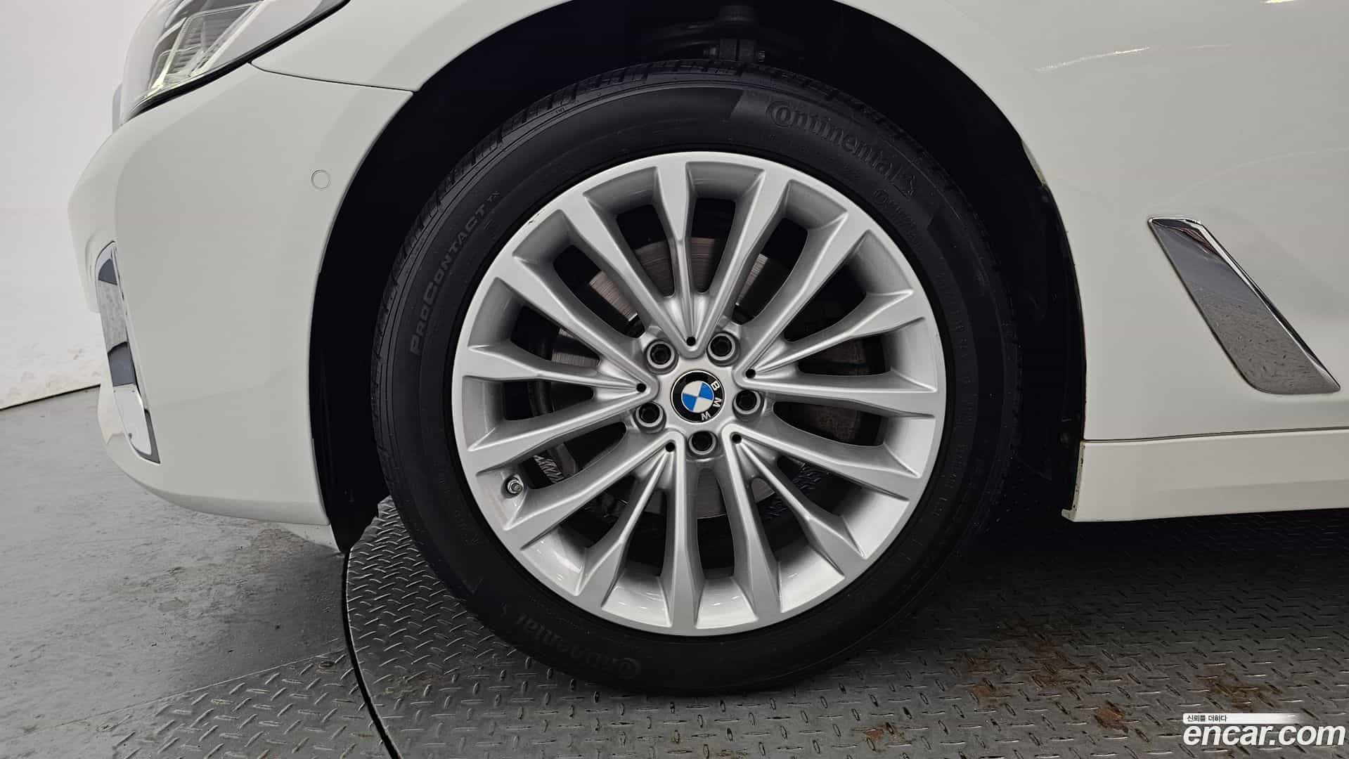 5-Series BMW 2021.5-OUTER-005