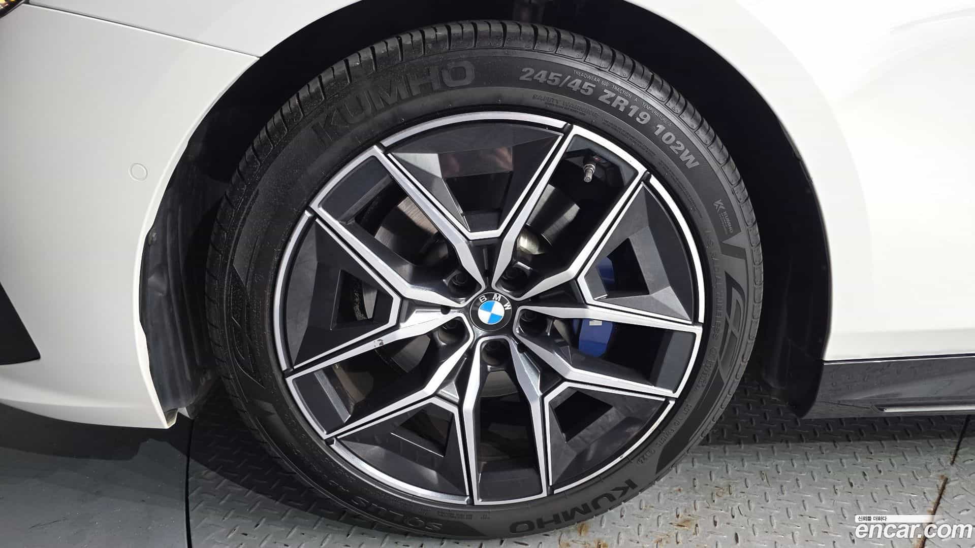 5-Series BMW 2023.10-OUTER-005