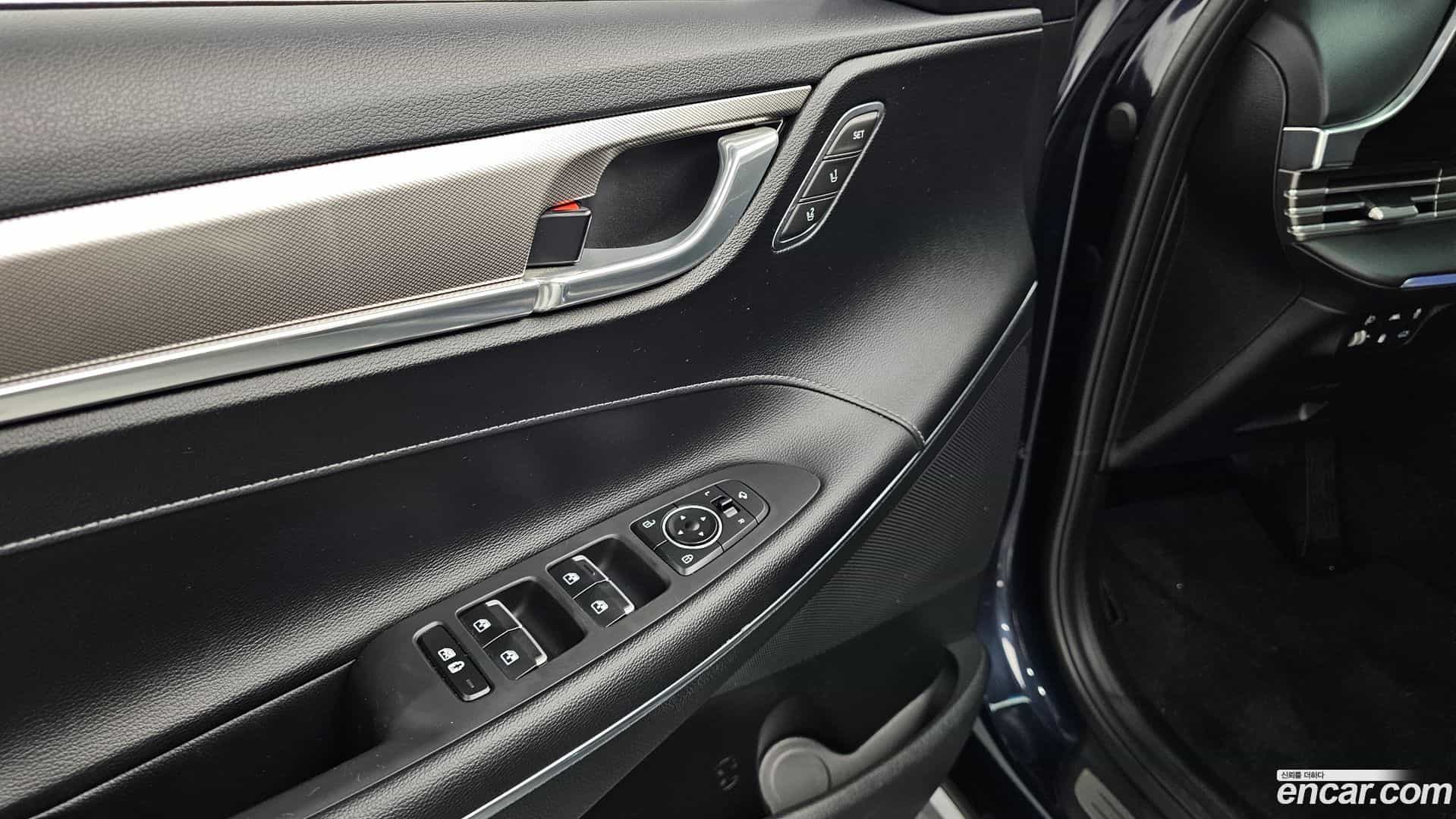 Grandeur Hyundai 2020.8-OPTION-017