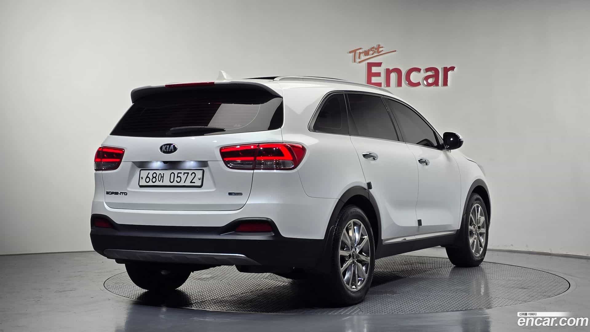 Sorento Kia 2016.0-OUTER-002