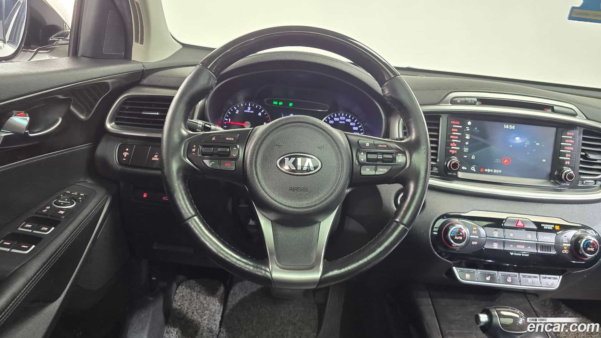 Sorento Kia 2016.0-OPTION-017