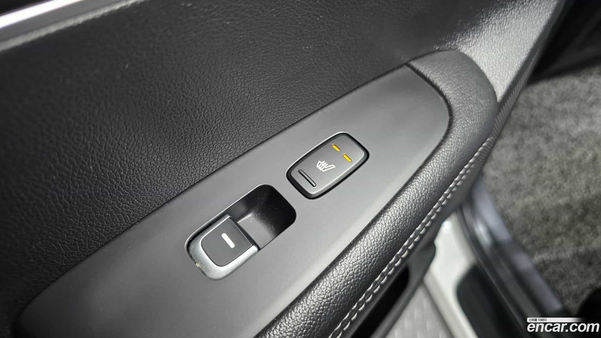 Sorento Kia 2016.0-OPTION-041