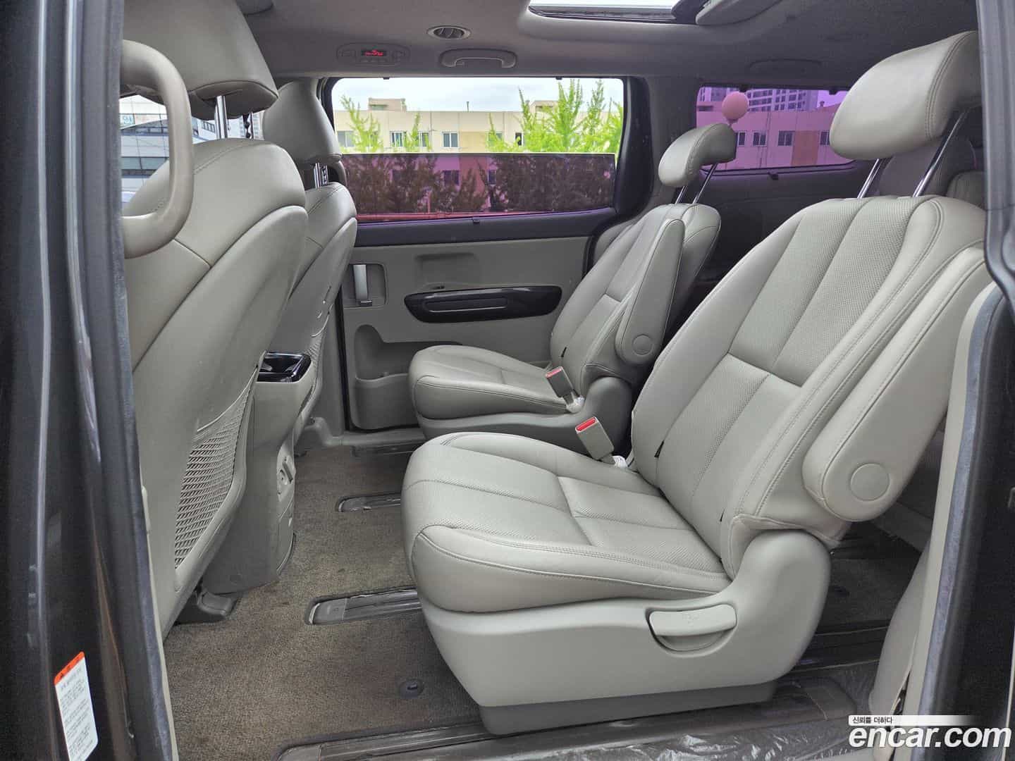 Canival Kia 2015.5-OPTION-021