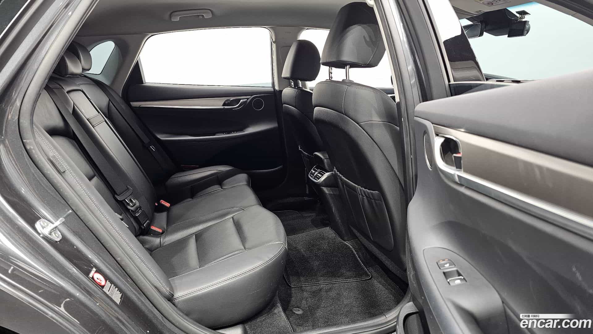 Grandeur Hyundai 2022.1-OPTION-016