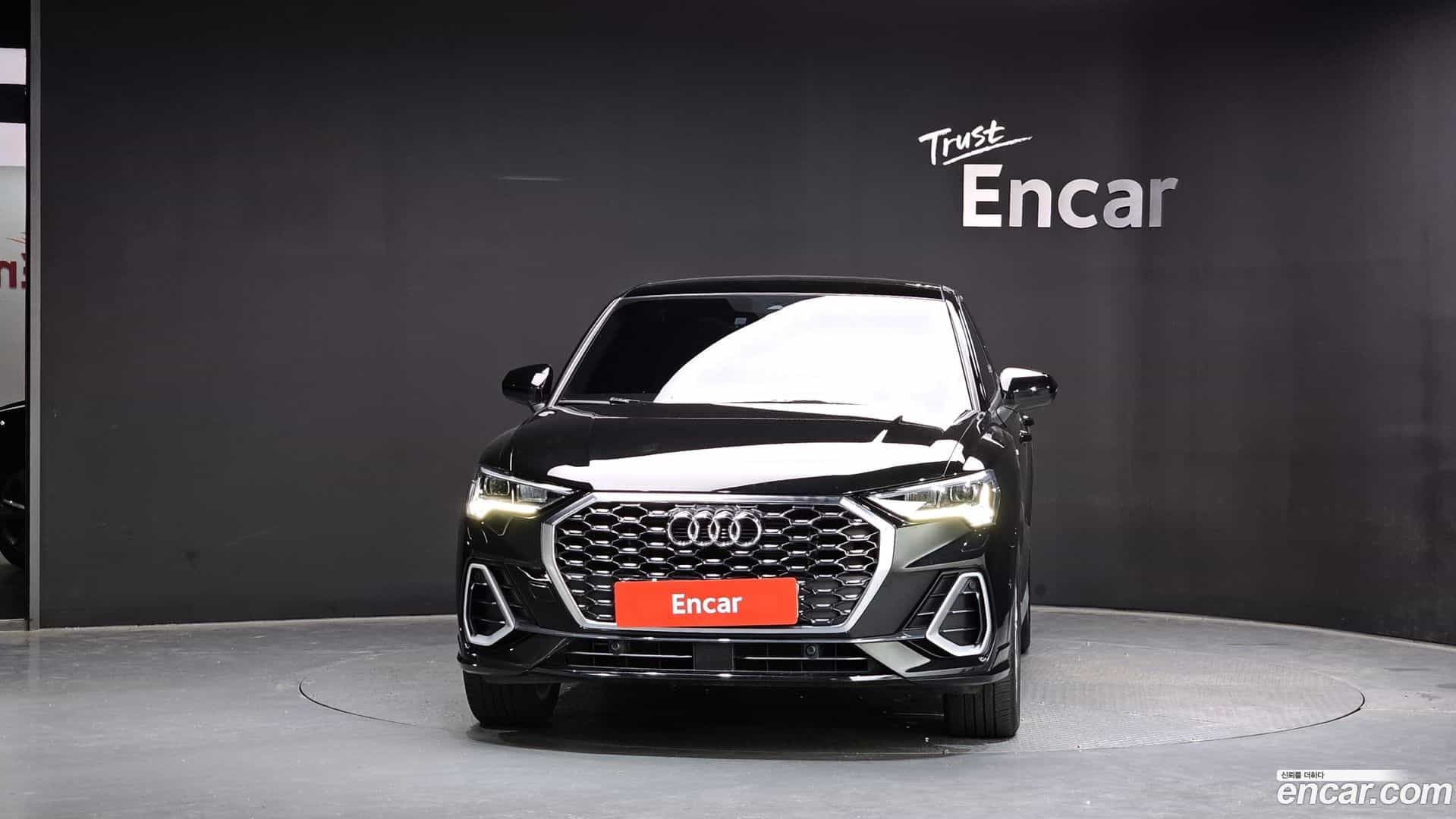 Q3 Audi 2023.1-OUTER-003
