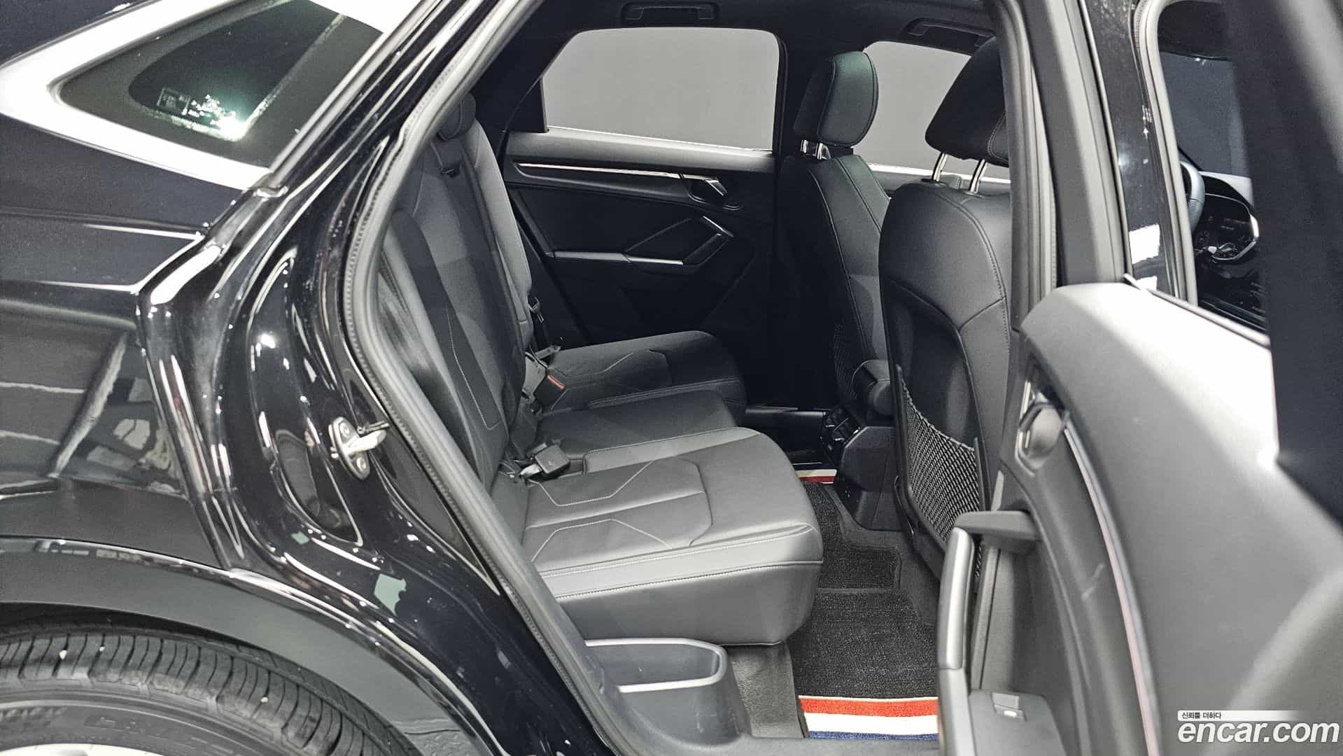 Q3 Audi 2023.1-OPTION-015