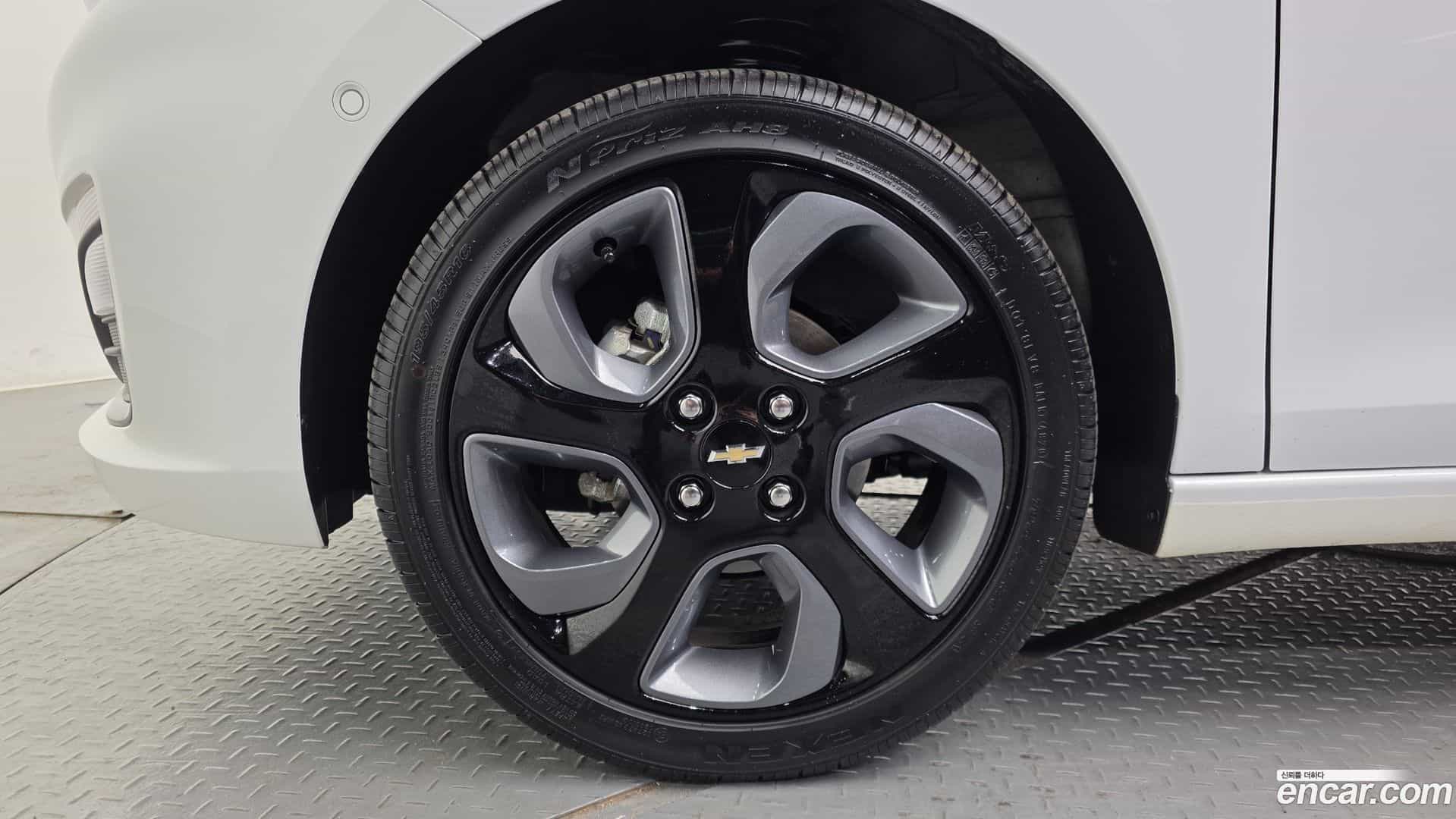 Spark Chevrolet 2021.0-OUTER-005