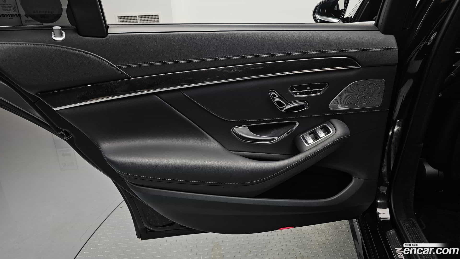 S-Class Mercedes-Benz 2018.5-INNER-035