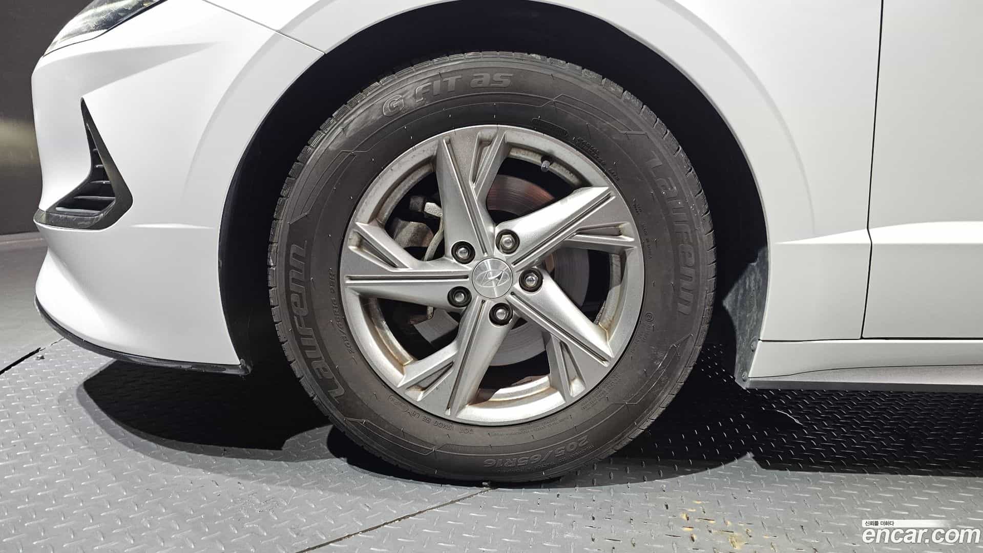 Sonata Hyundai 2019.10-OUTER-005