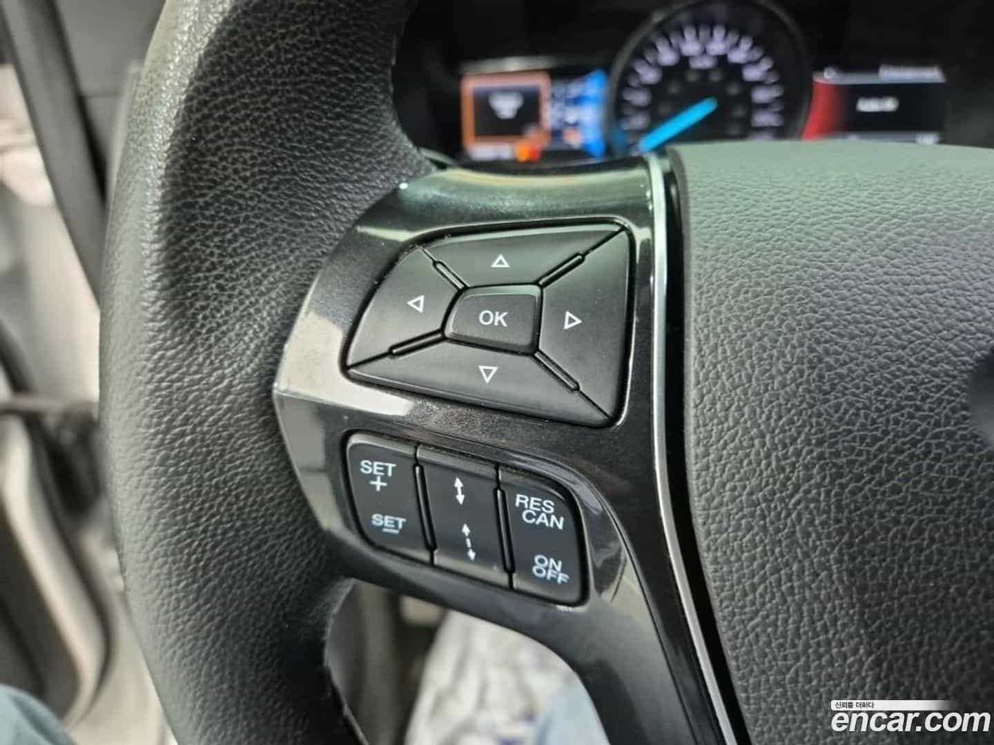 Explorer Ford 2017.11-OPTION-018