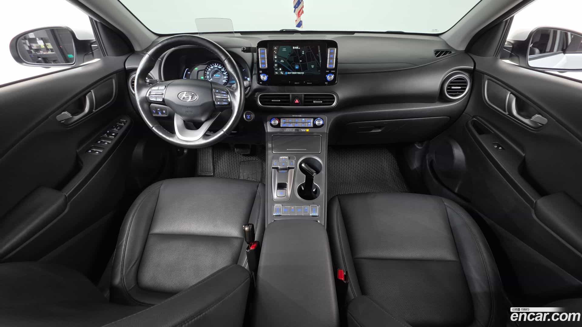 Kona Hyundai 2019.7-INNER-007