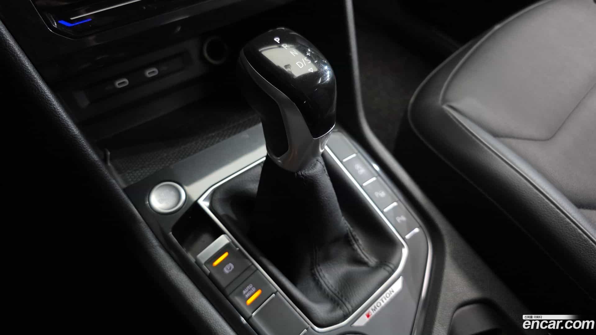 Tiguan Volkswagen 2021.10-INNER-009