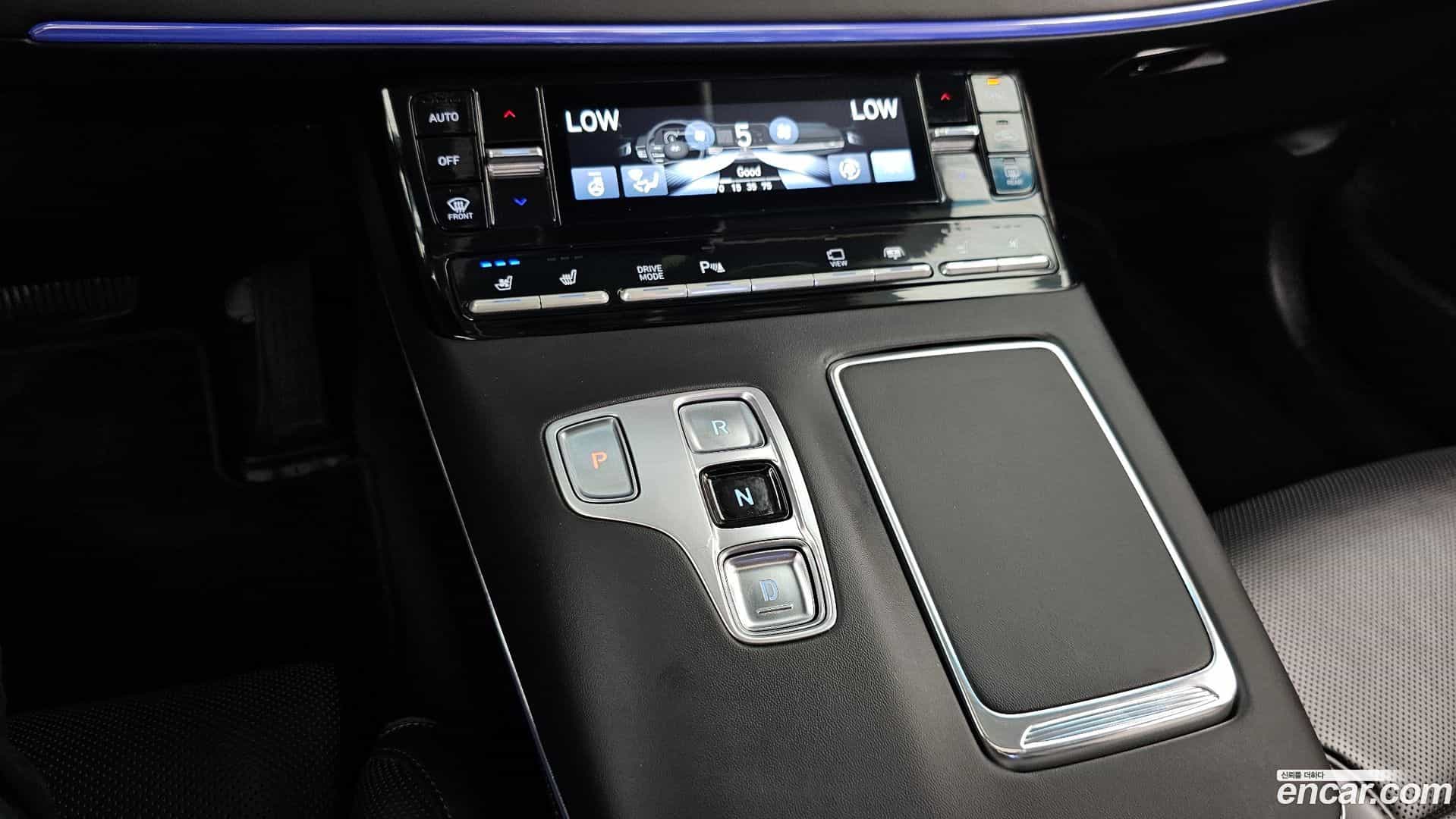 Grandeur Hyundai 2021.2-INNER-009