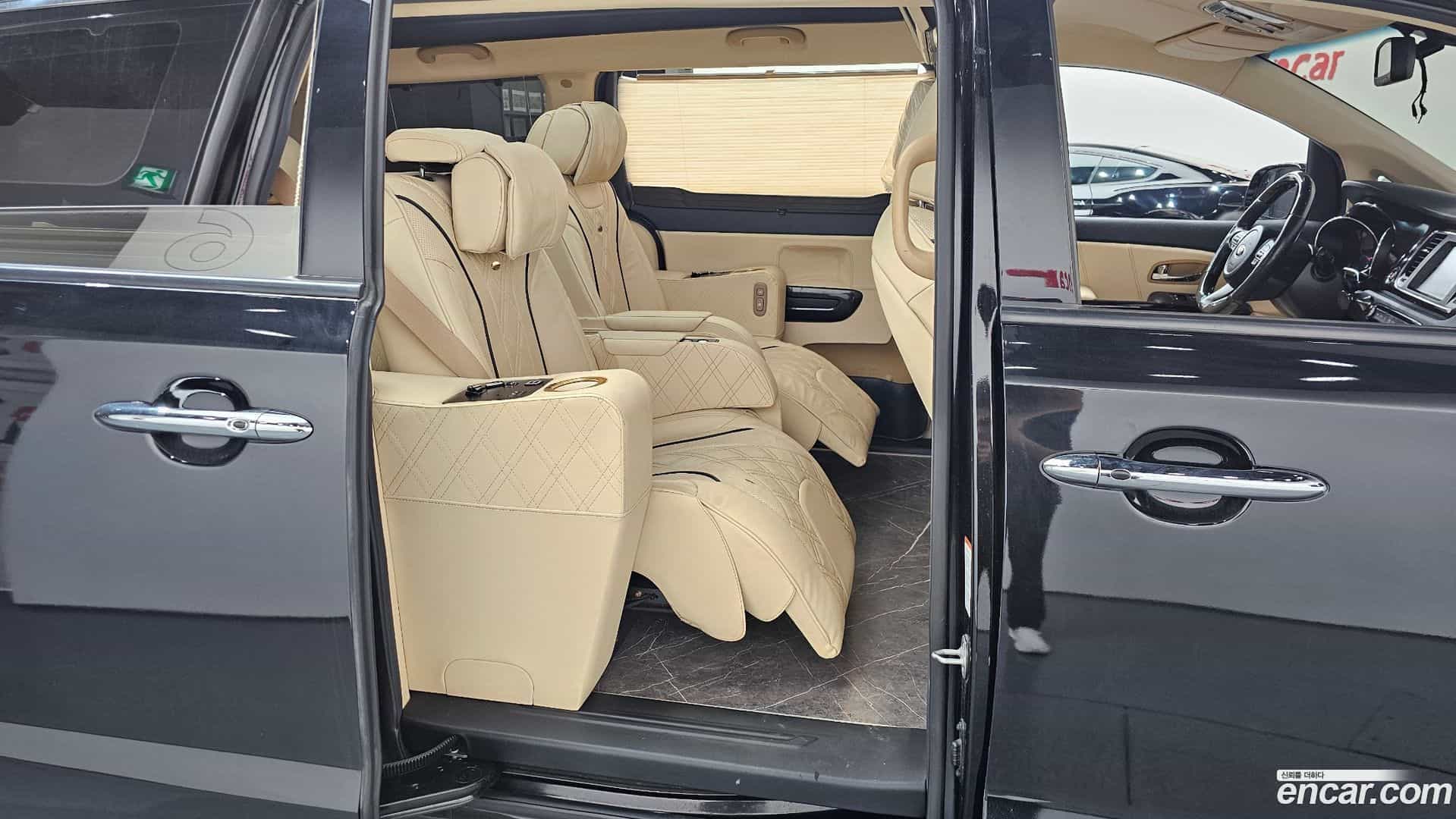 Canival Kia 2019.1-OPTION-015